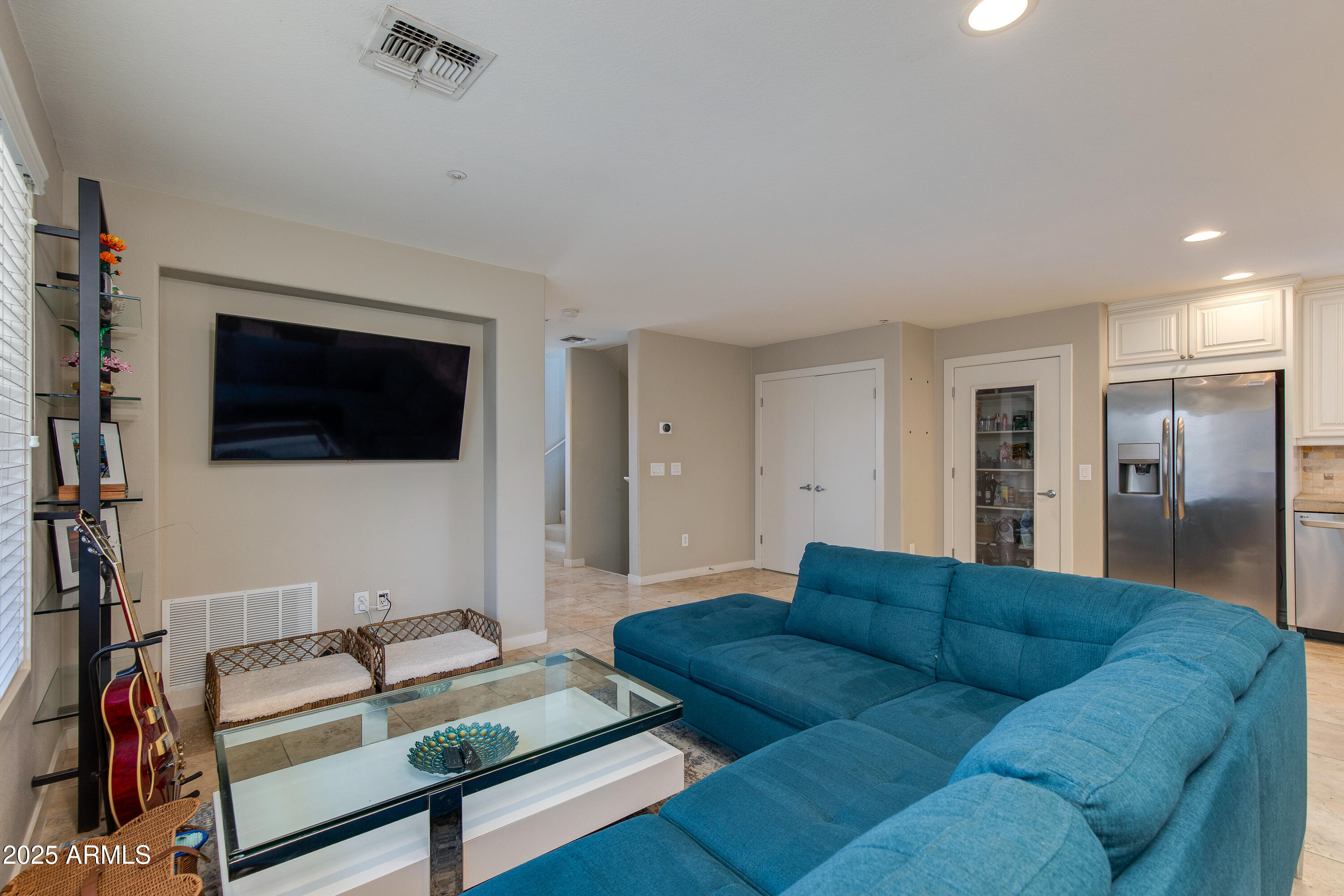 312 S HARDY Drive, 106