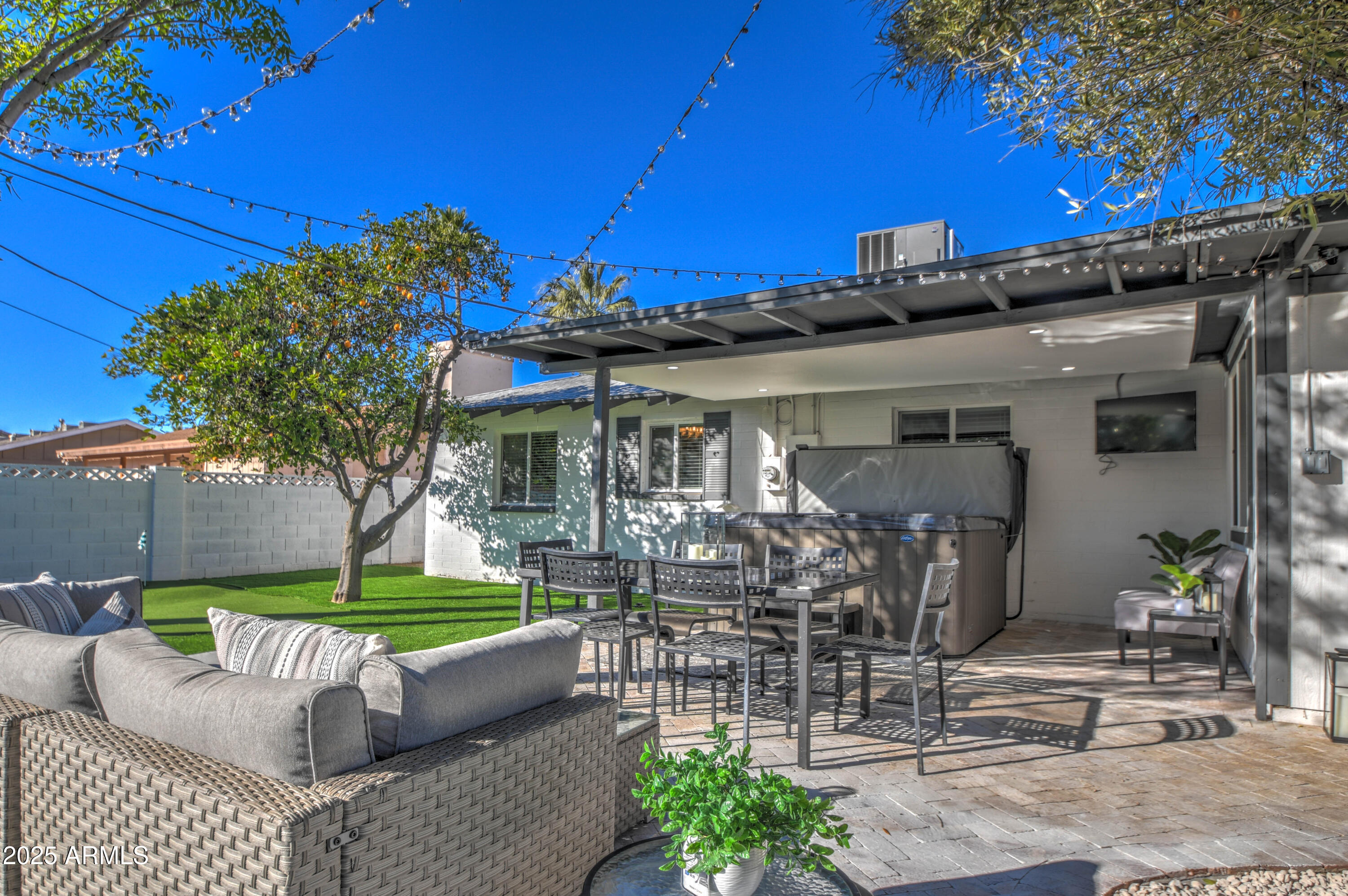 8325 E GRANADA Road