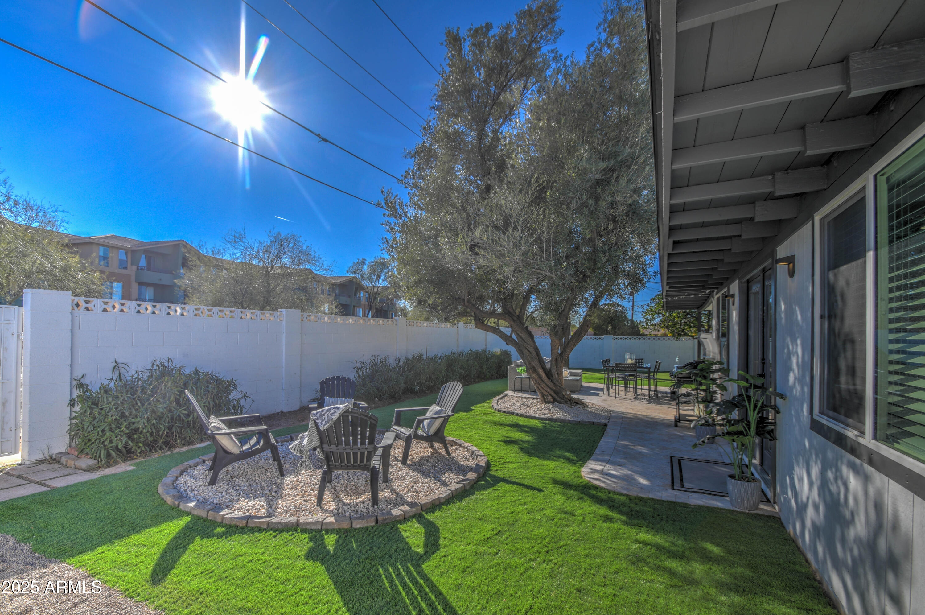 8325 E GRANADA Road