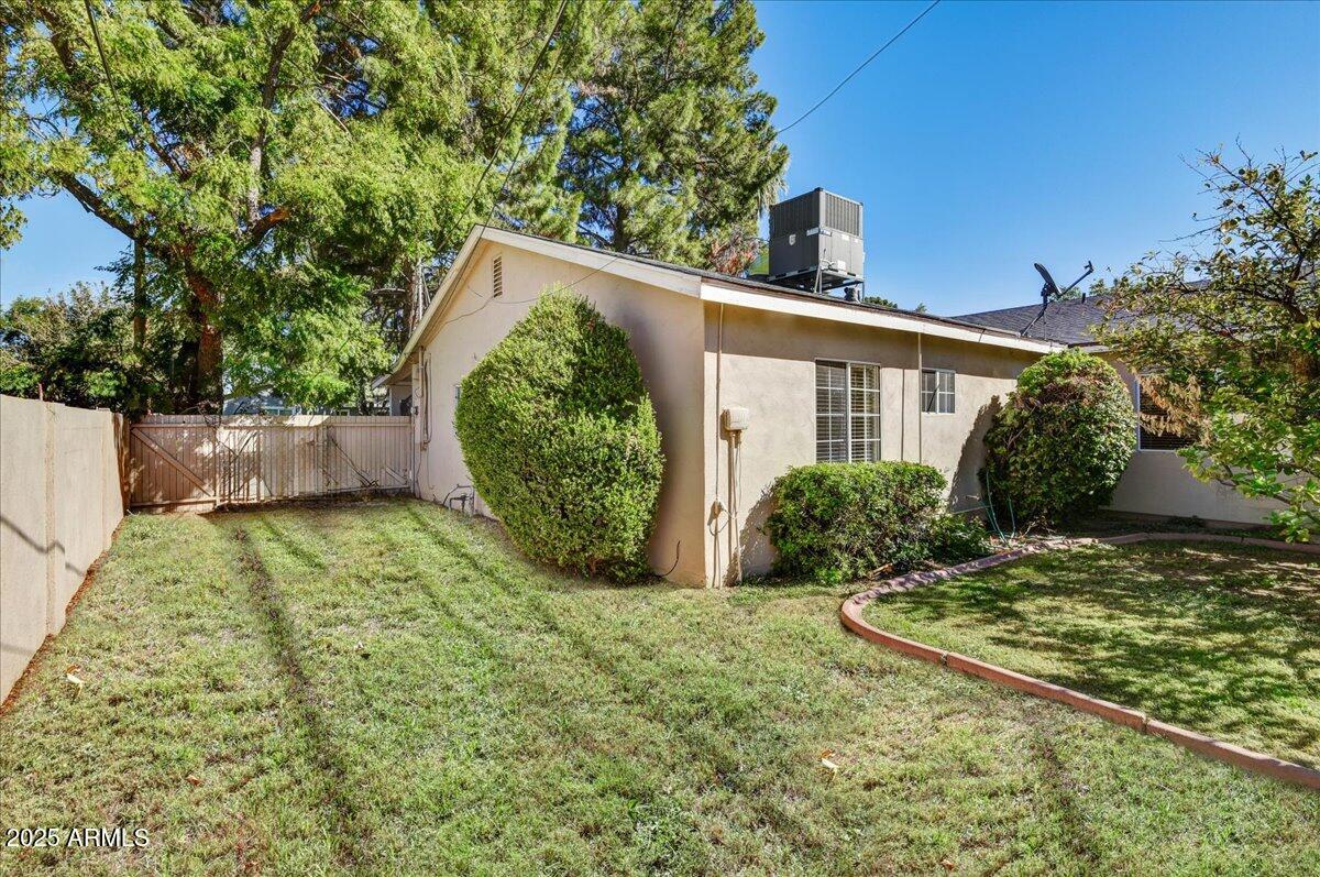 4015 E CHEERY LYNN Road