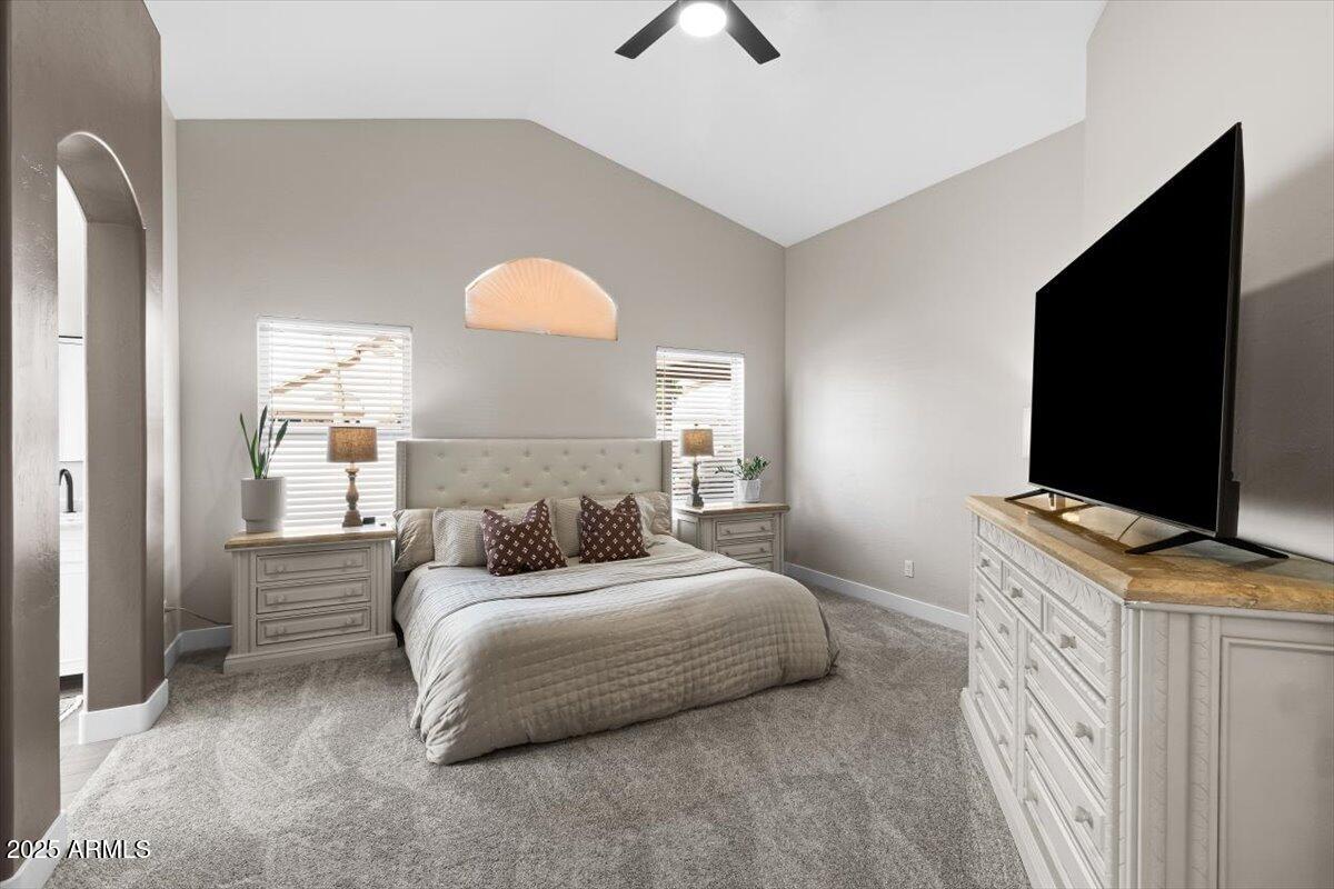 110 W ROSEMONTE Drive