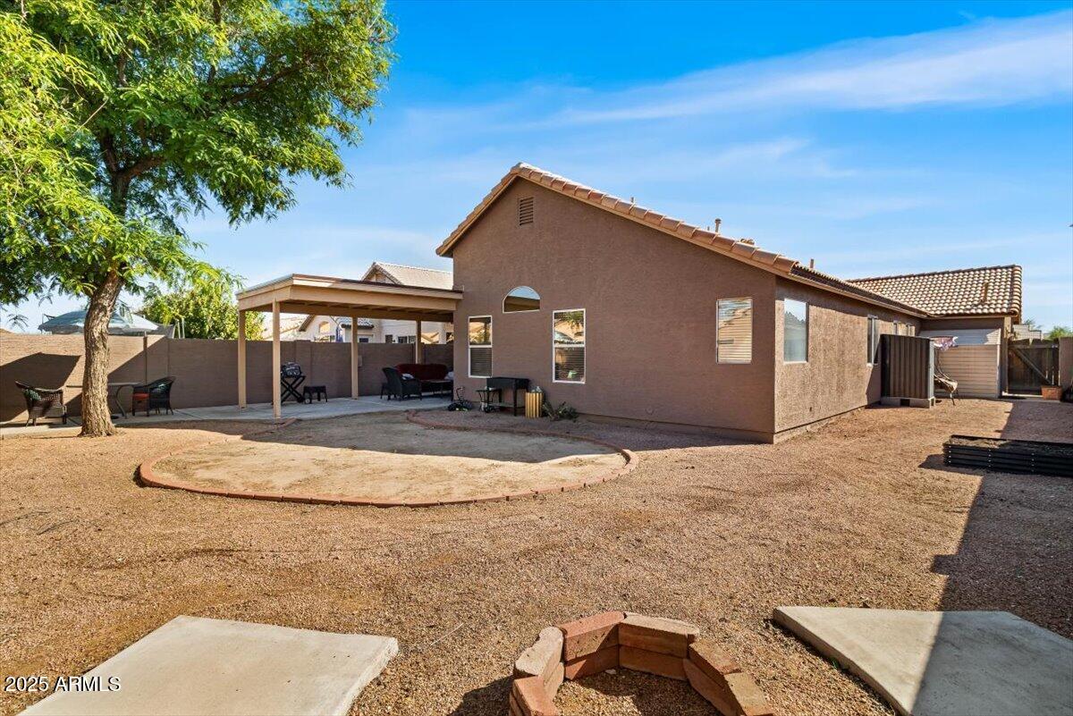 110 W ROSEMONTE Drive