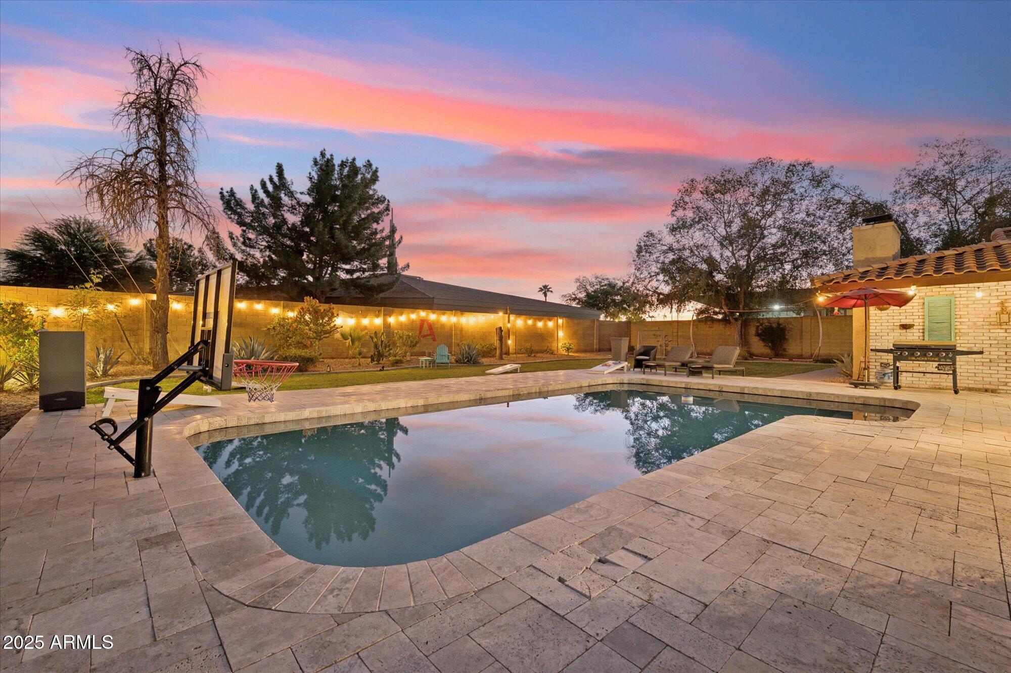 105 E CLAREMONT Street