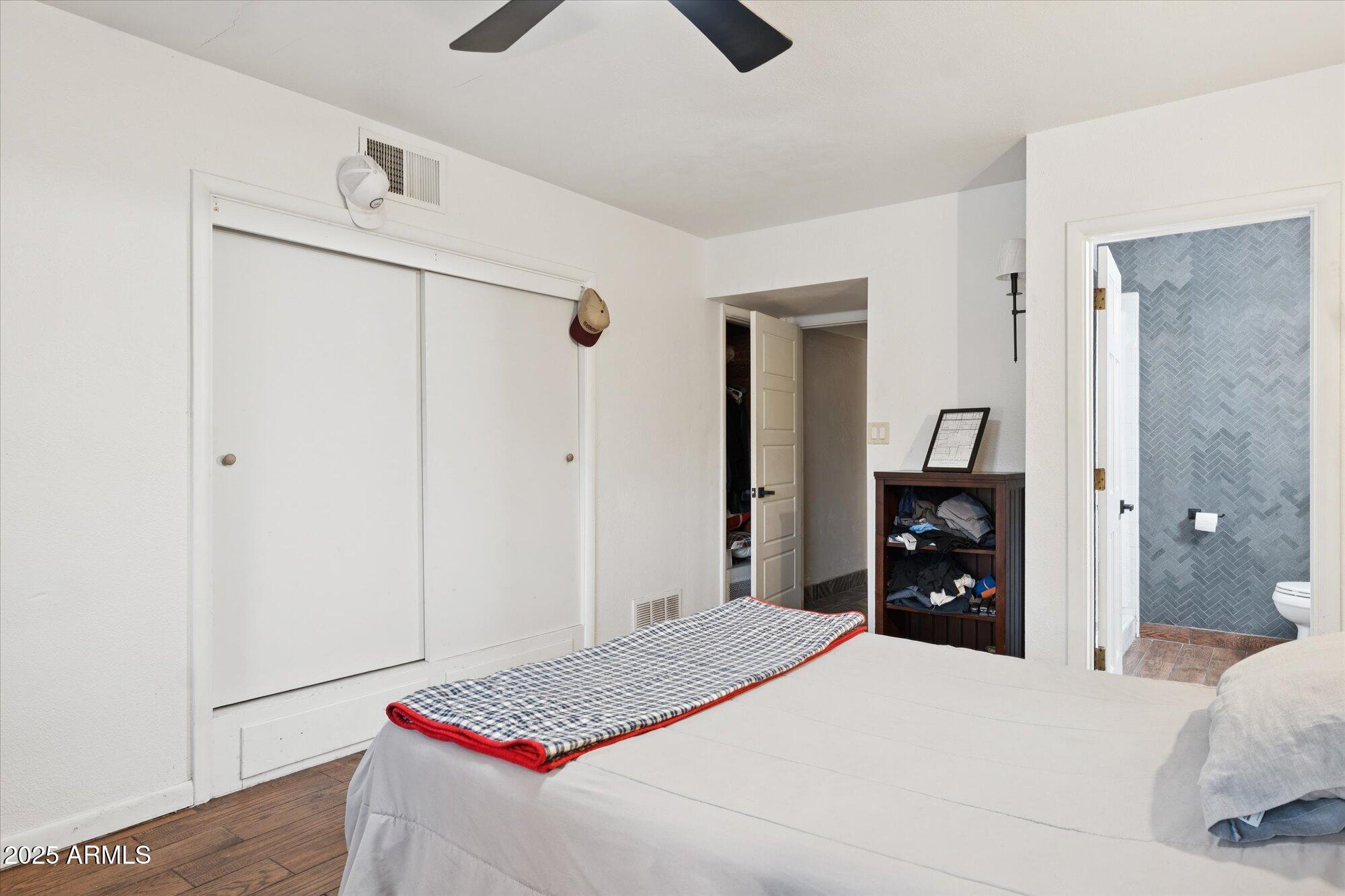 105 E CLAREMONT Street