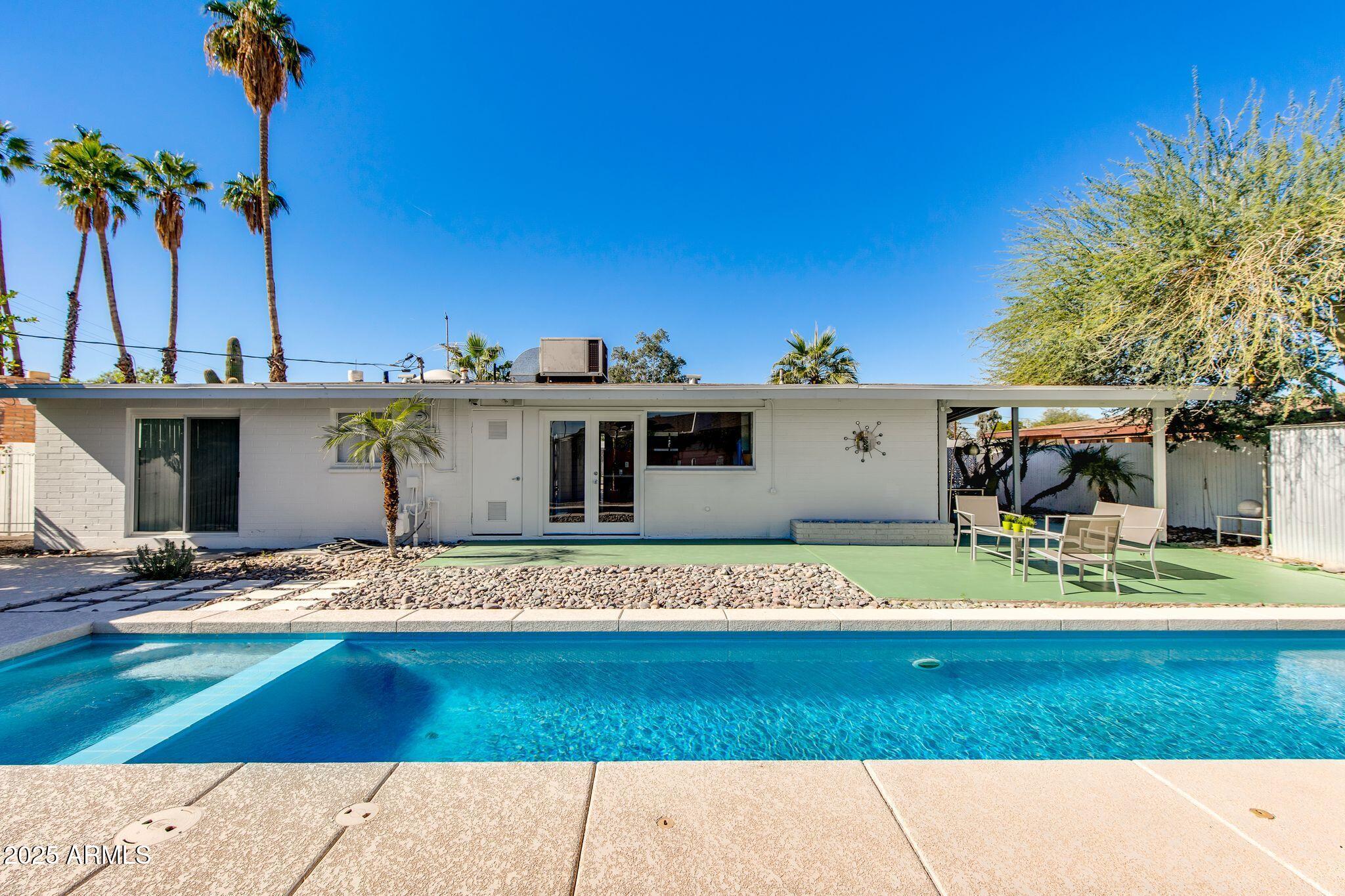 421 N EVERGREEN Street