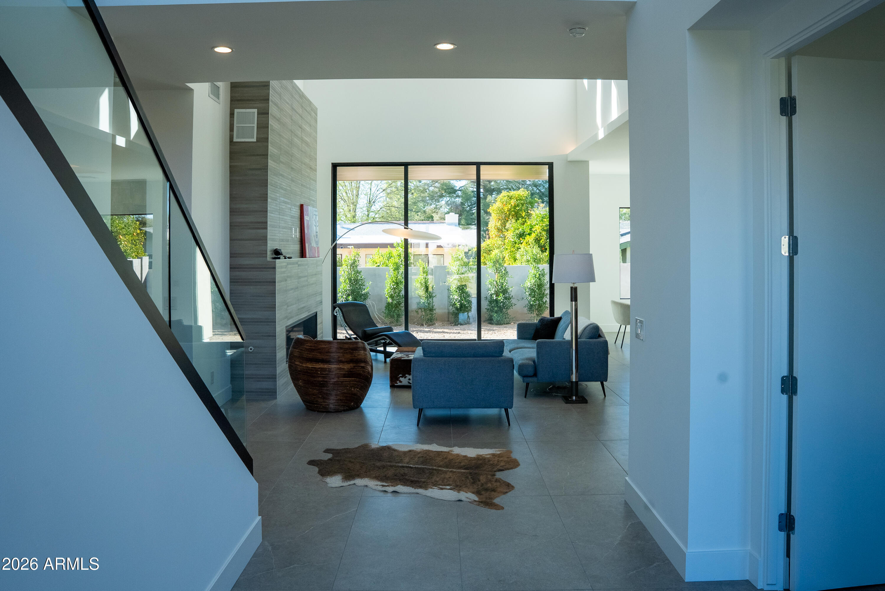 100 W NORTHERN Avenue 15