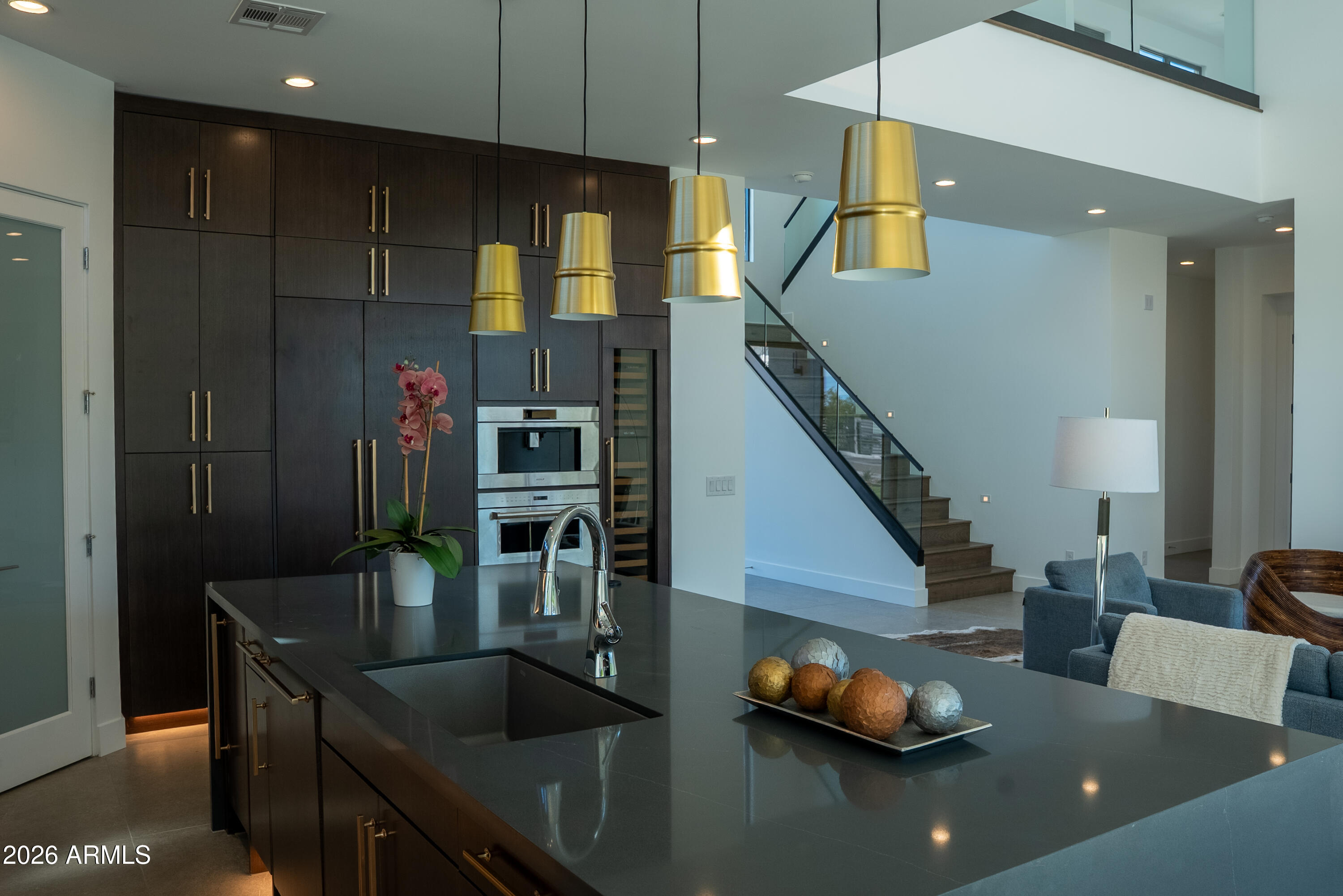 100 W NORTHERN Avenue 15