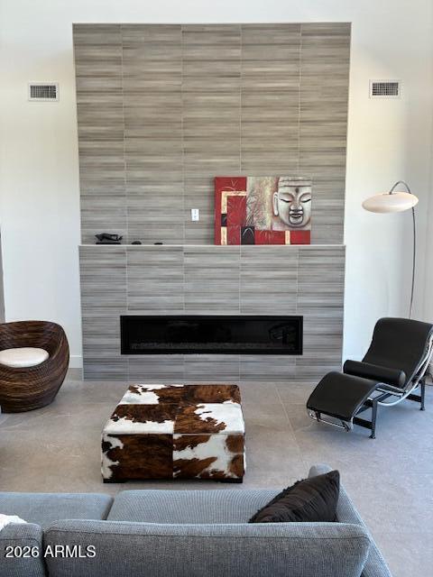 100 W NORTHERN Avenue 15