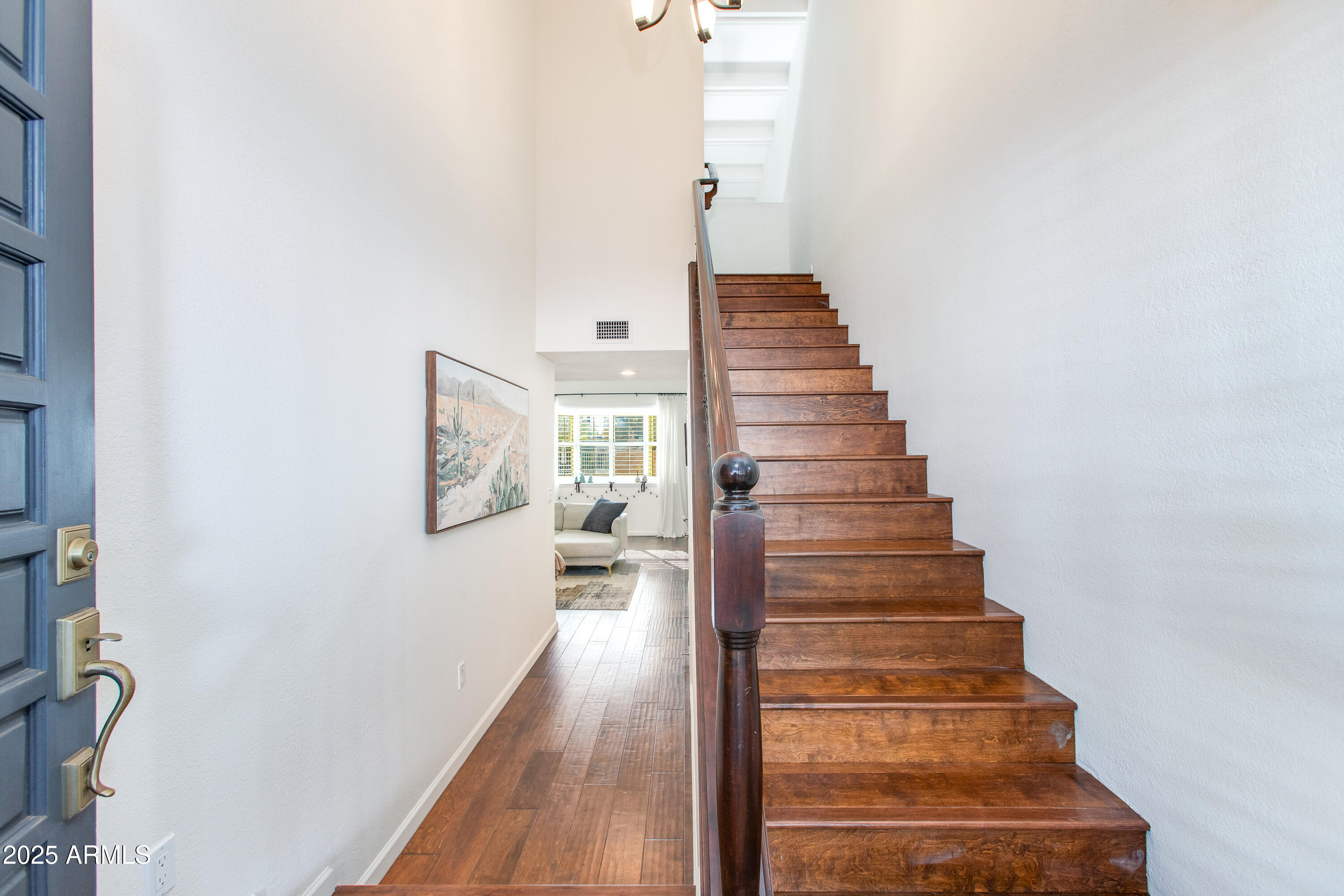 10 W GEORGIA Avenue 6