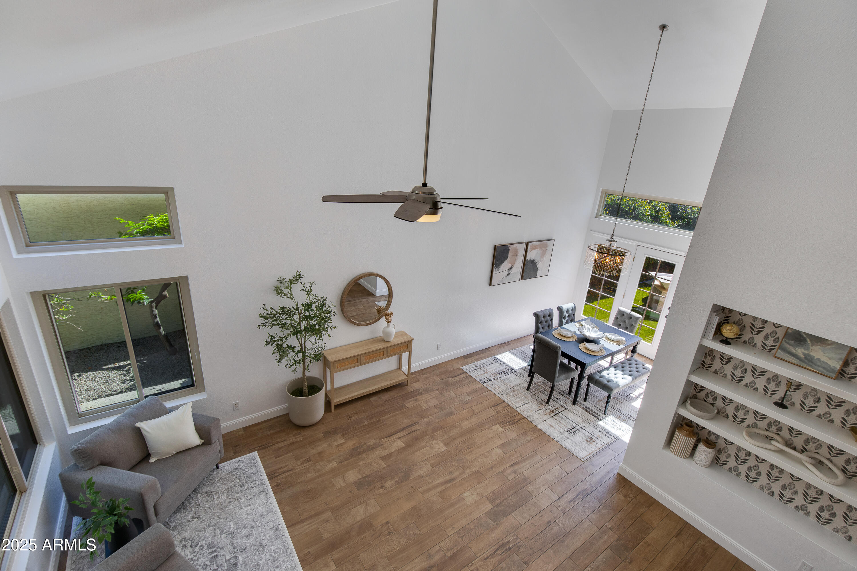 2119 E New Bedford Drive