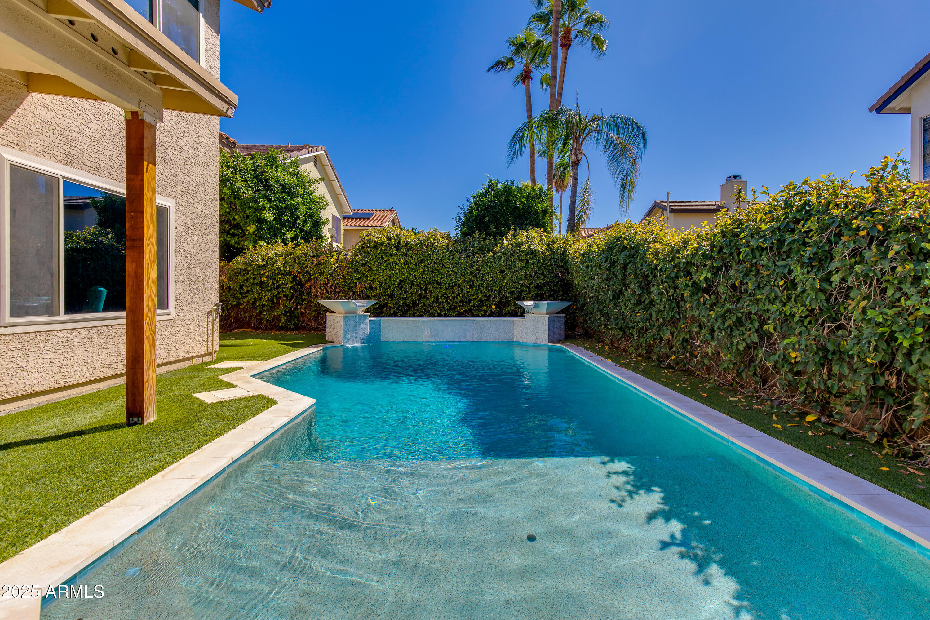 2119 E New Bedford Drive