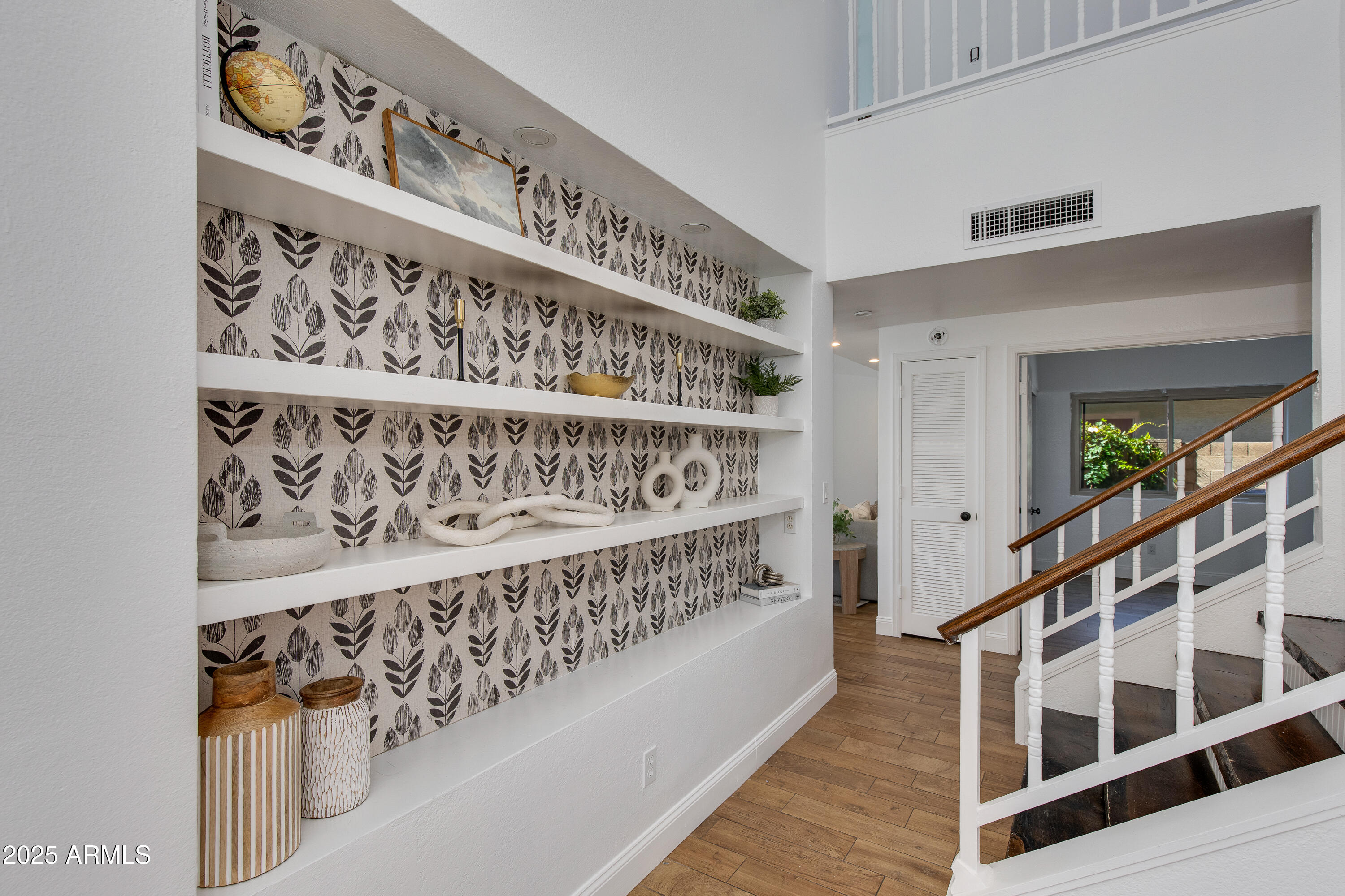 2119 E New Bedford Drive