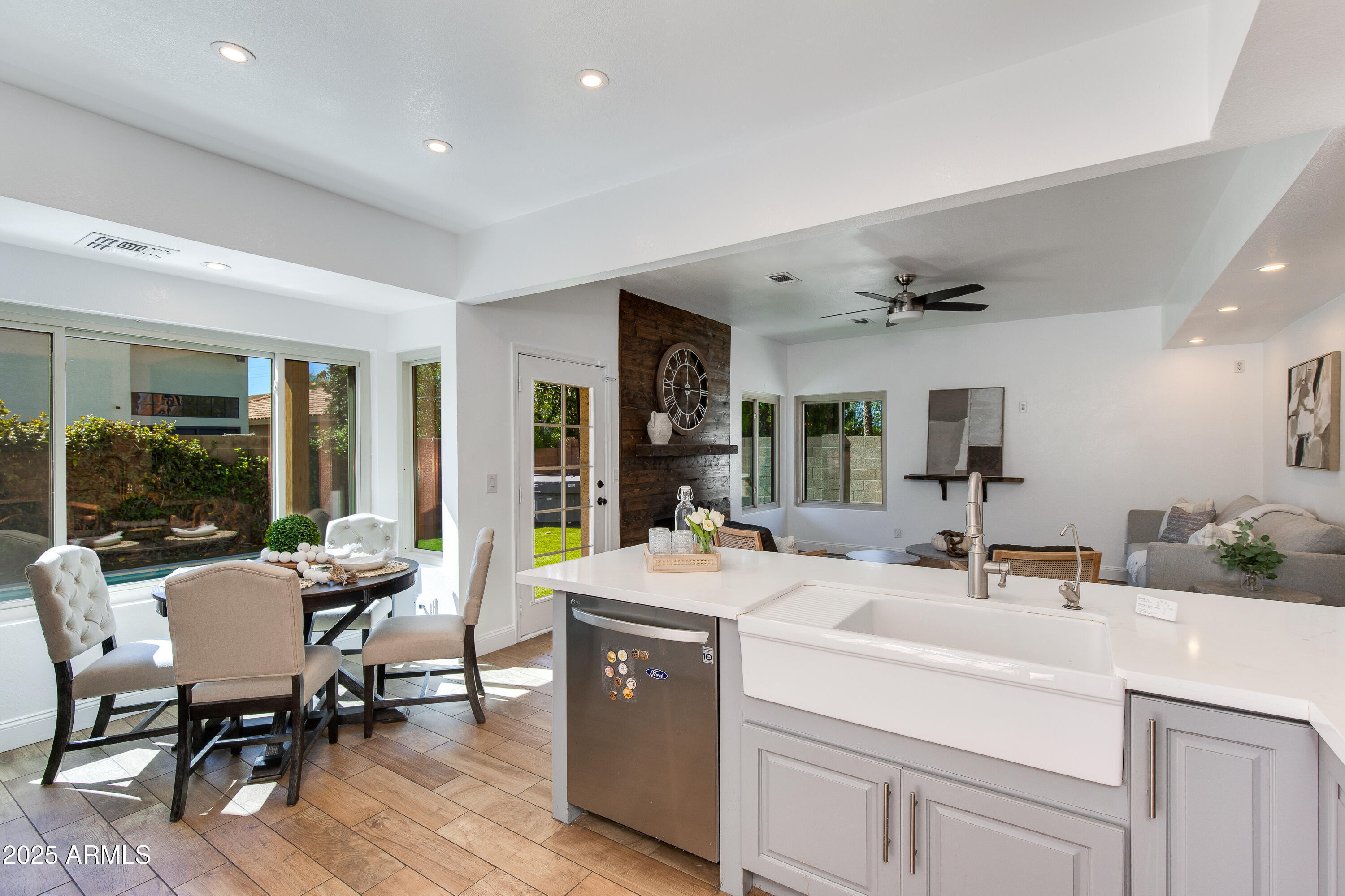 2119 E New Bedford Drive