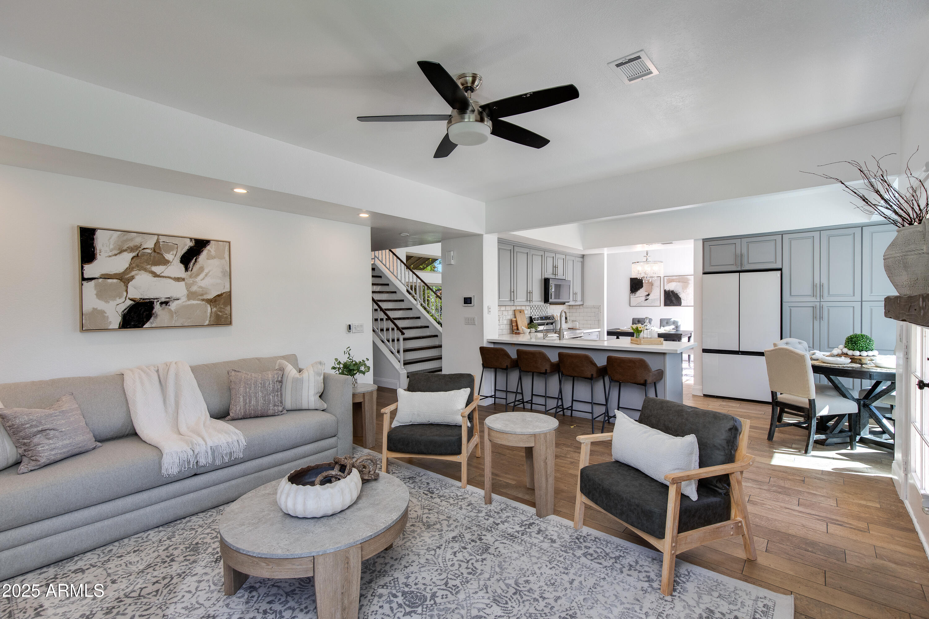 2119 E New Bedford Drive