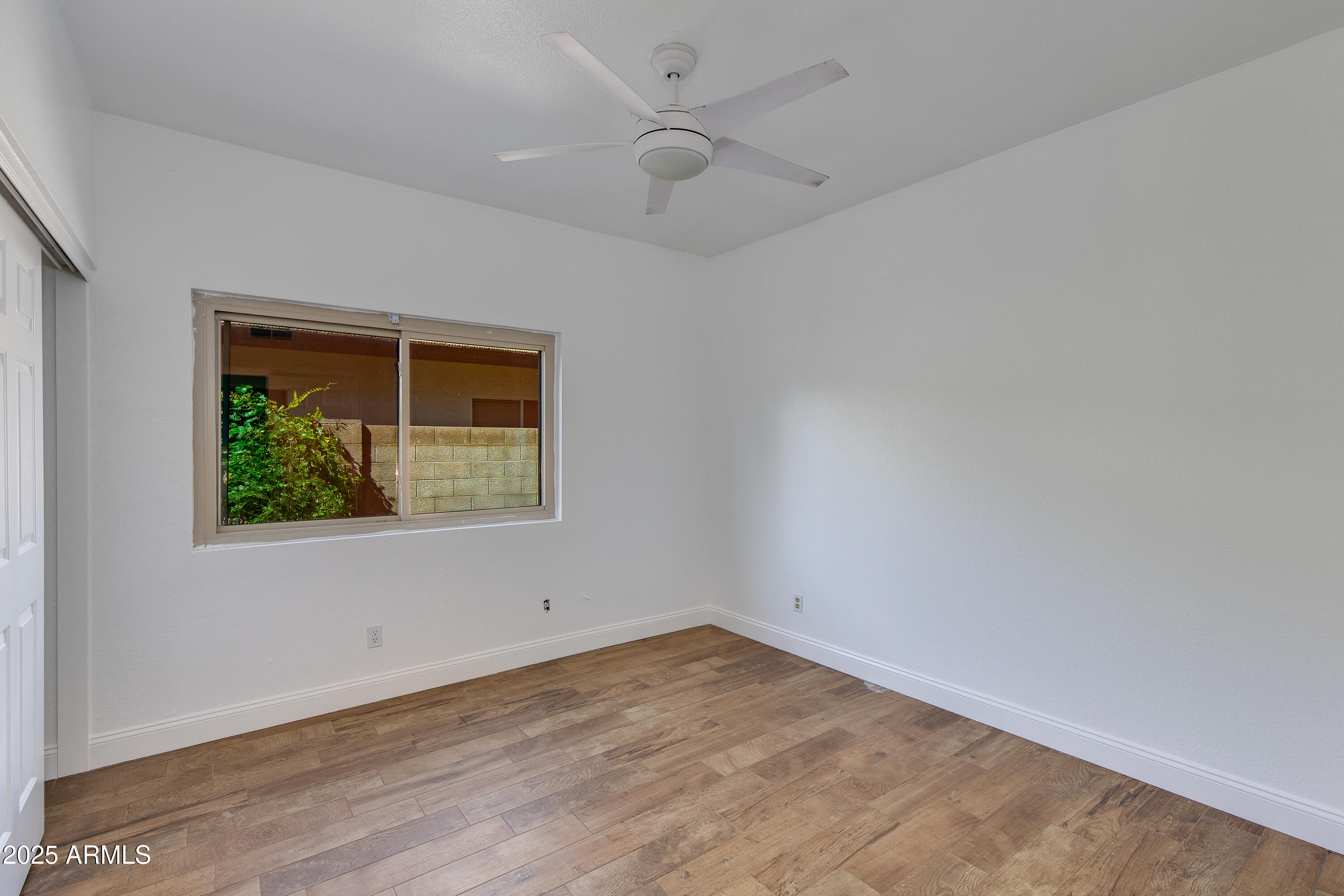 2119 E New Bedford Drive