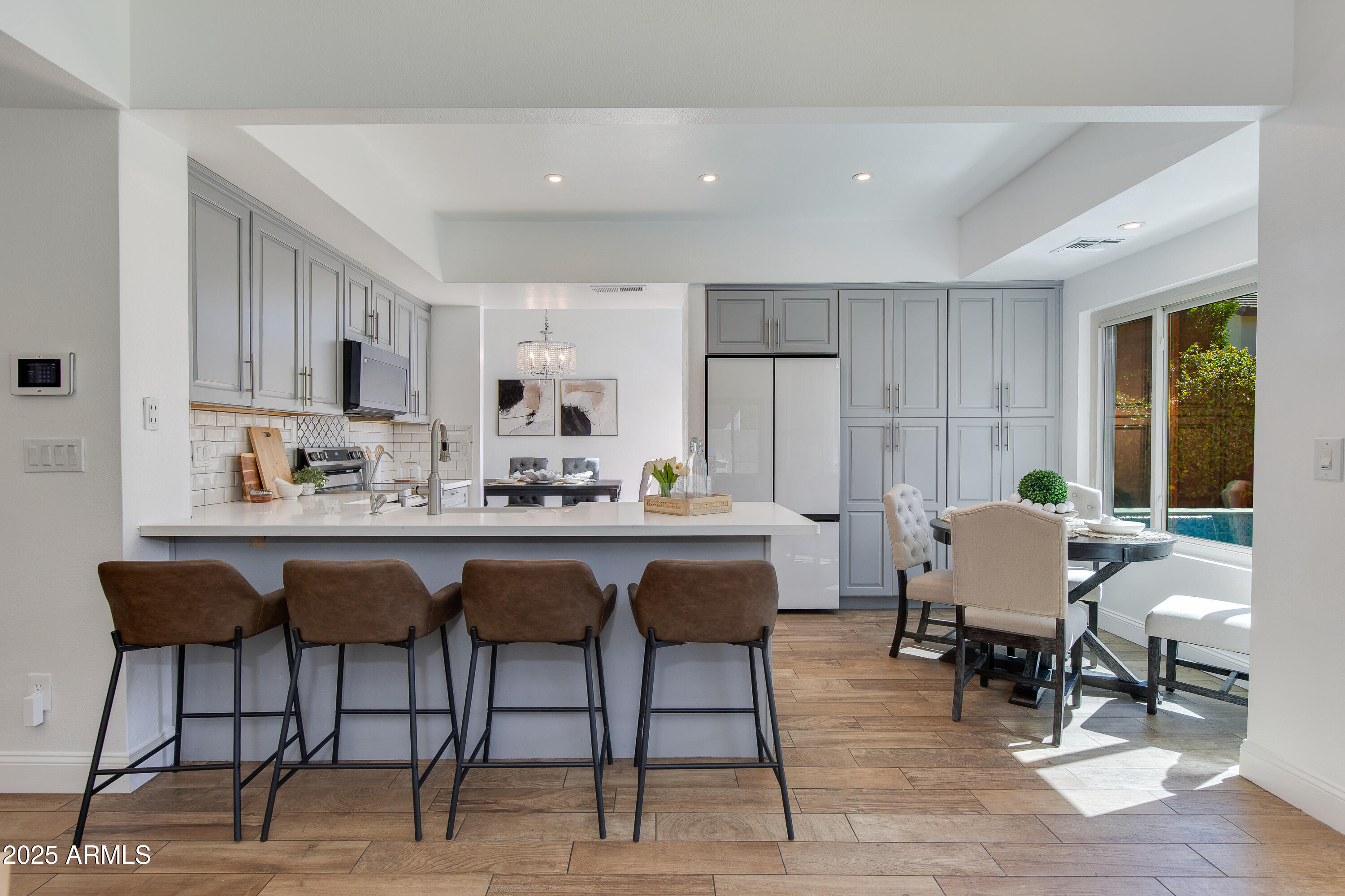 2119 E New Bedford Drive