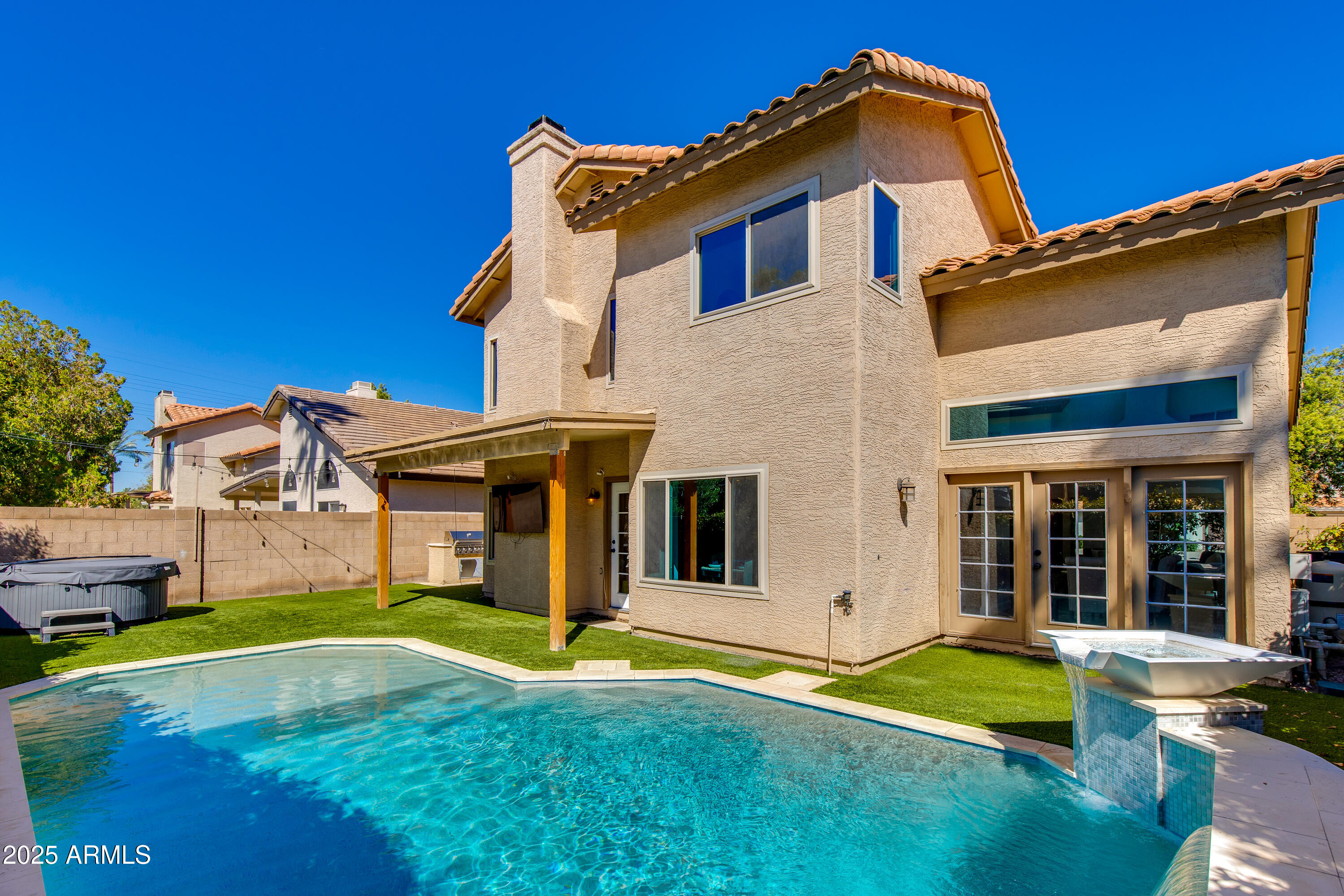 2119 E New Bedford Drive