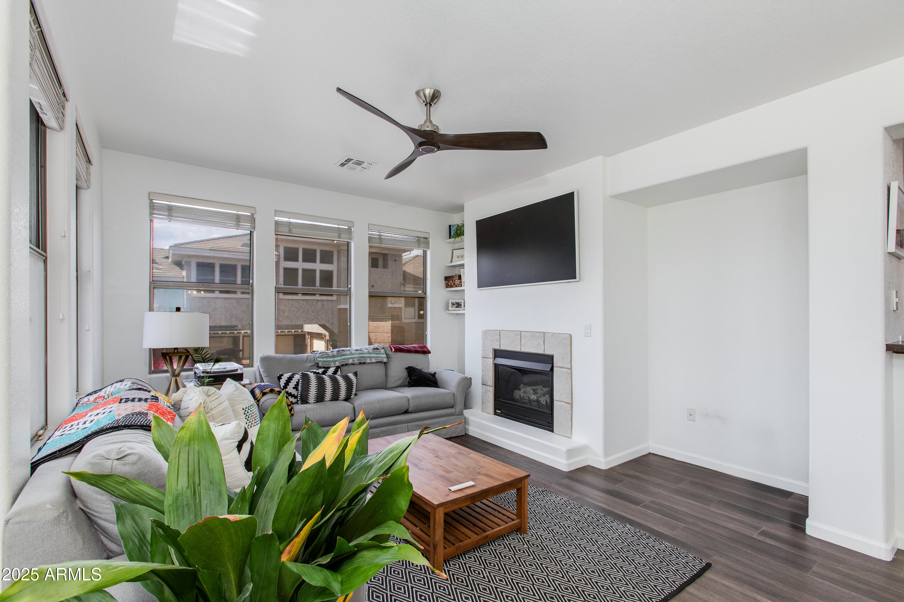 15221 N CLUBGATE Drive 2132