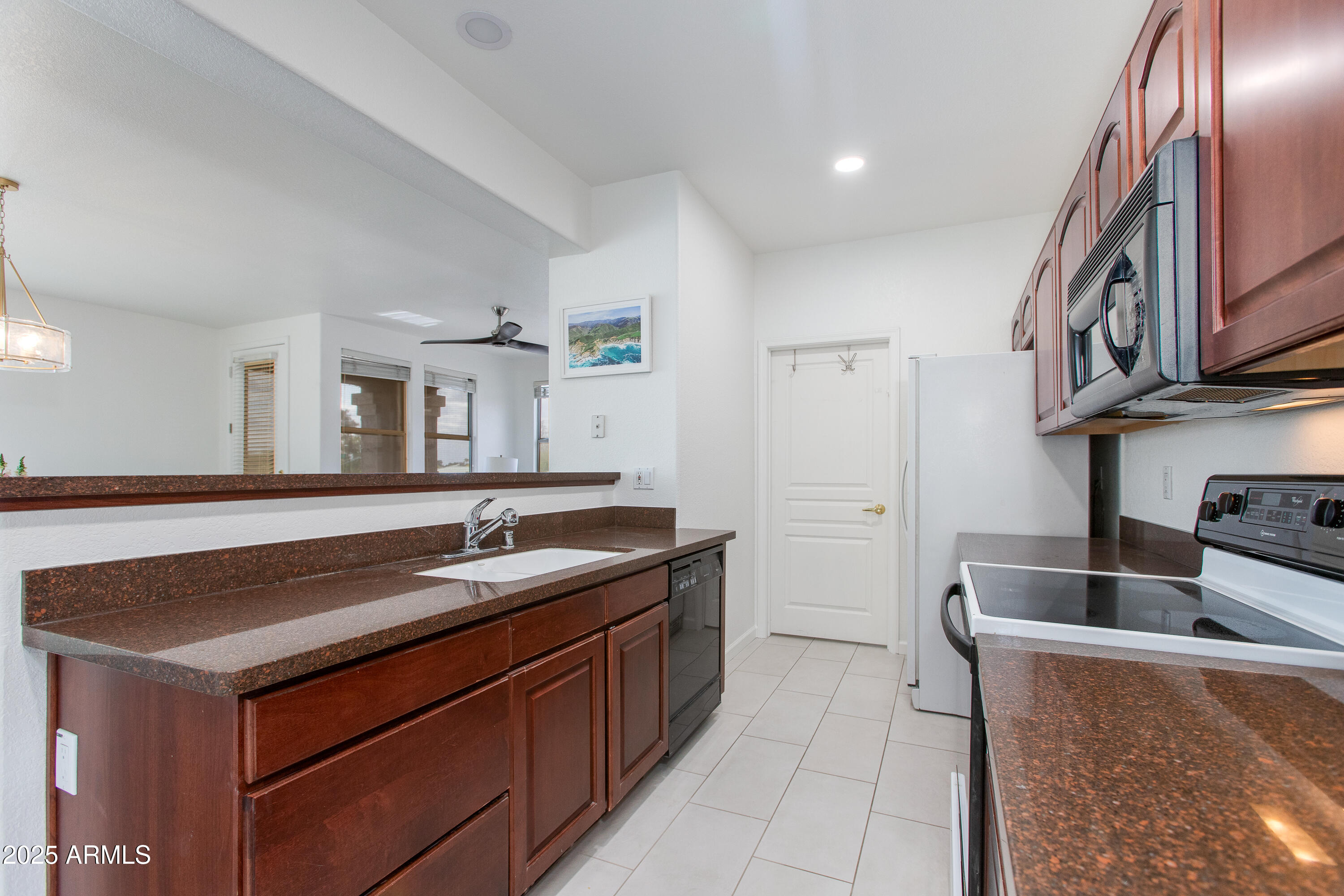 15221 N CLUBGATE Drive 2132