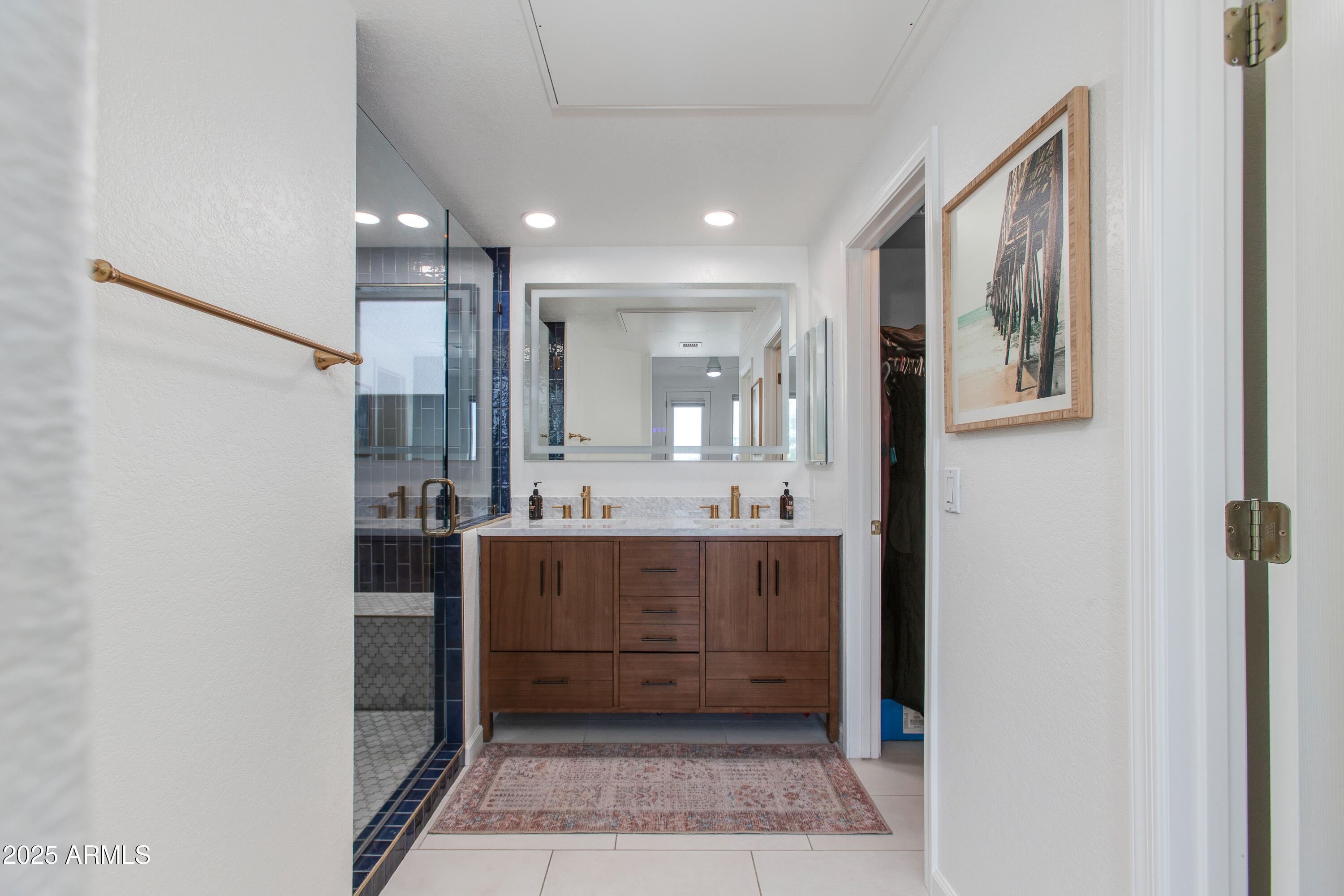 15221 N CLUBGATE Drive 2132