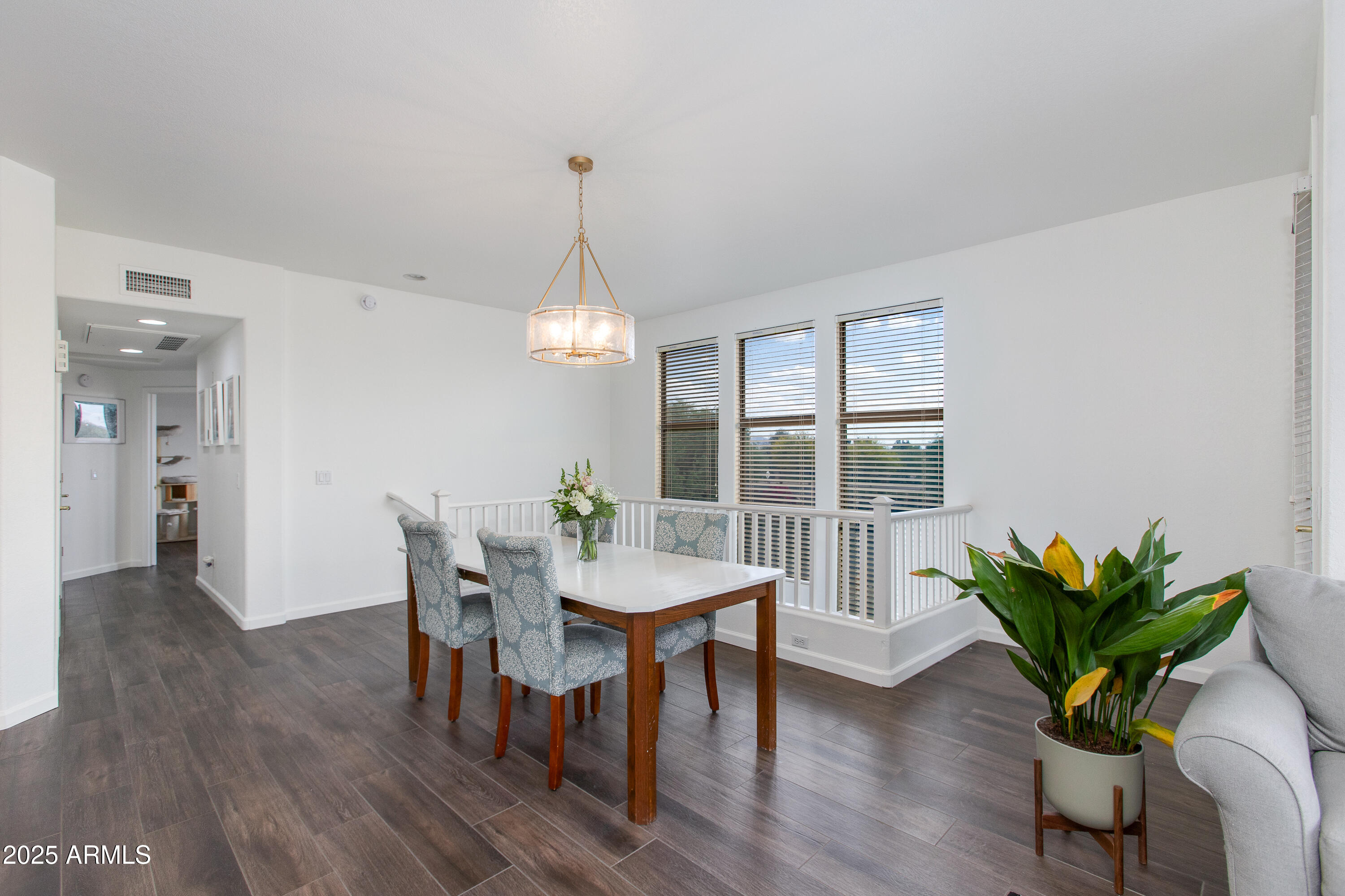 15221 N CLUBGATE Drive 2132