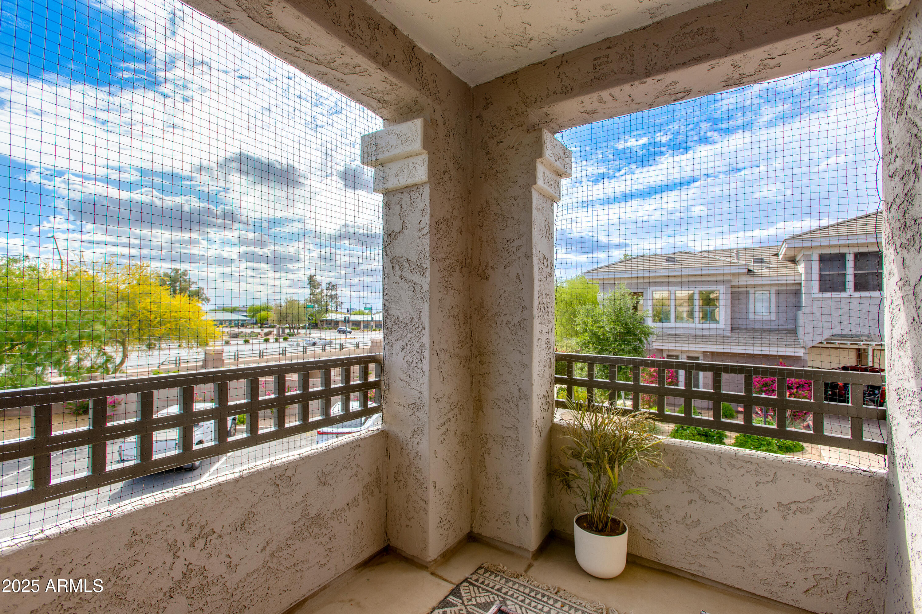 15221 N CLUBGATE Drive 2132