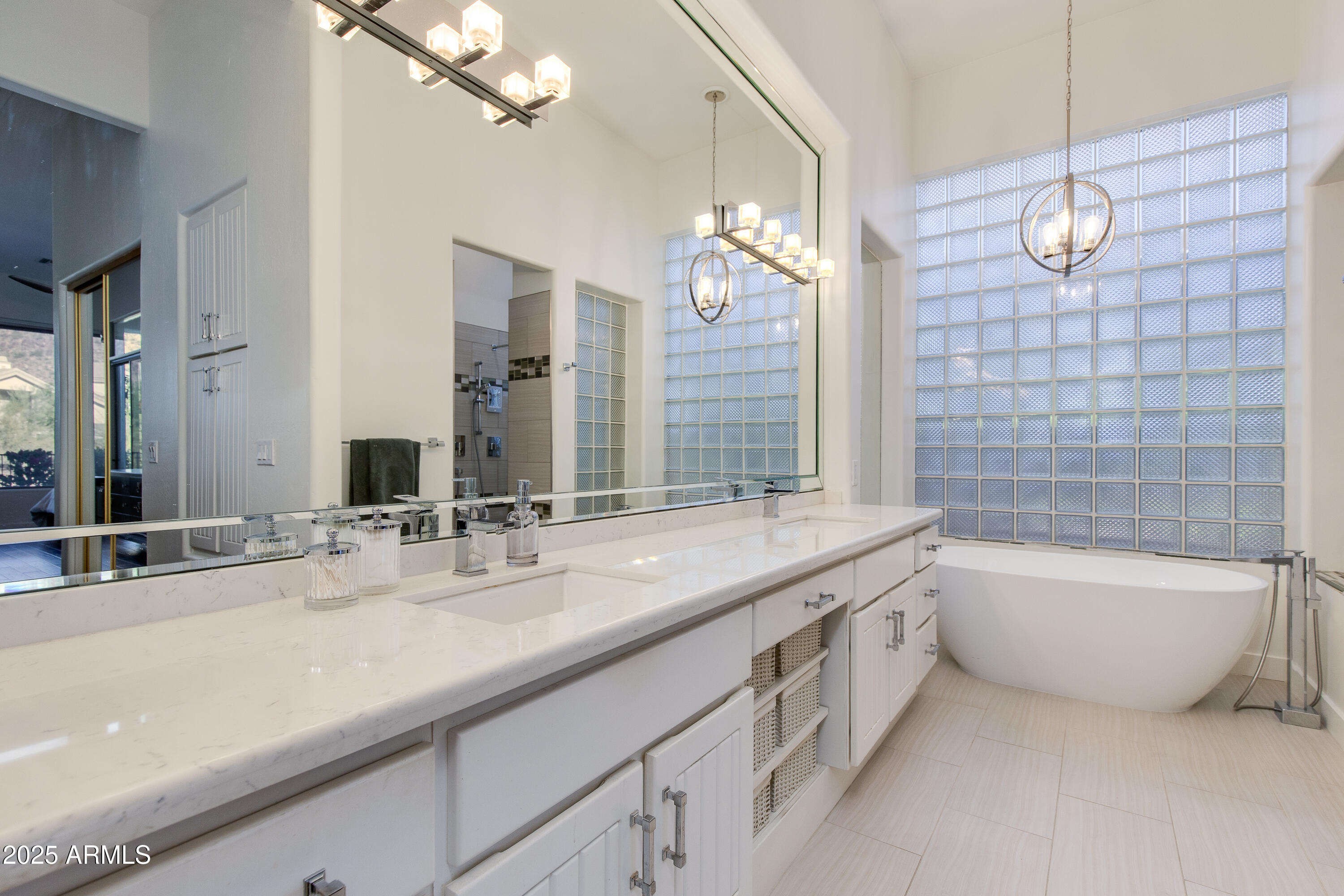 3130 E Squaw Peak Circle