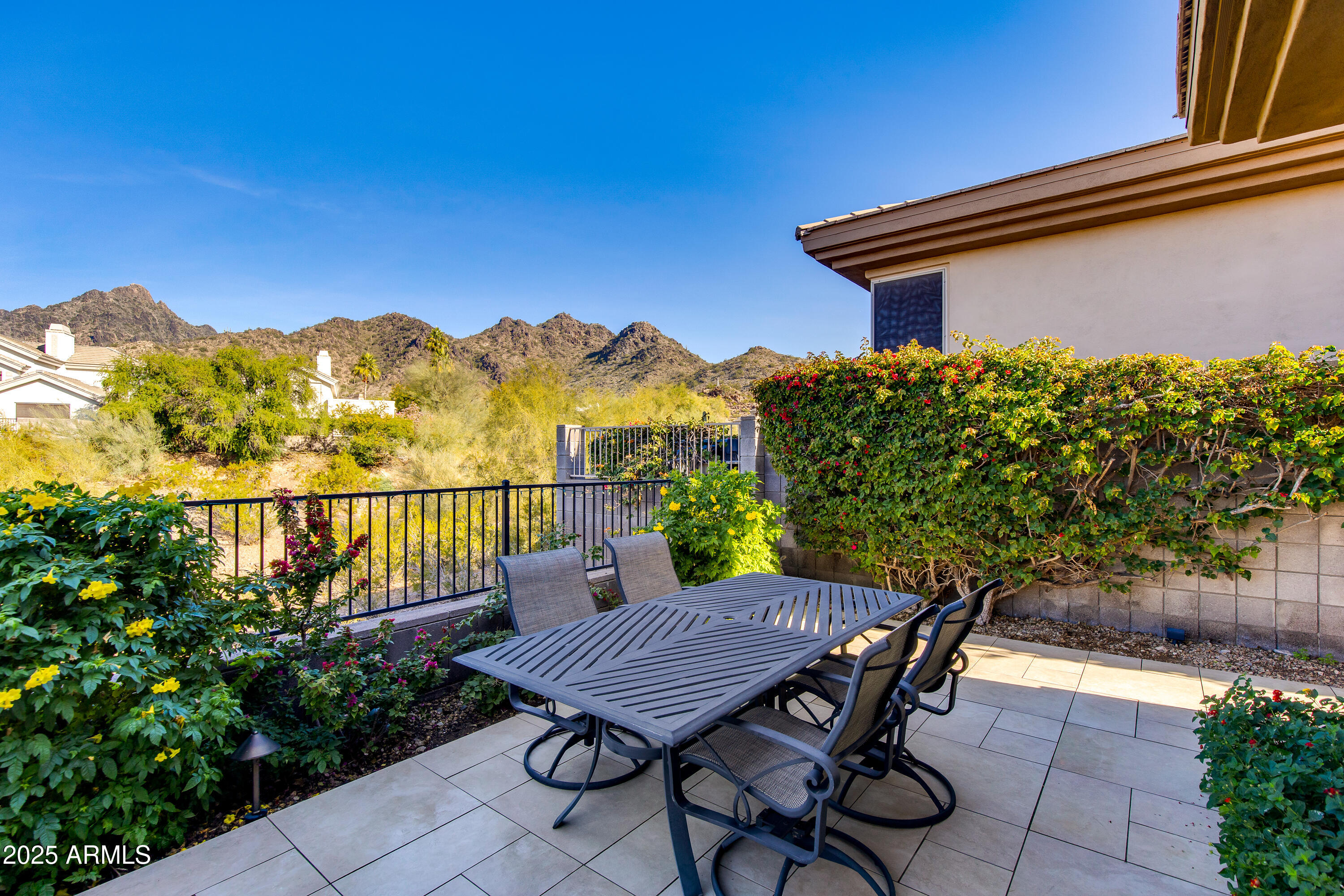 3130 E Squaw Peak Circle