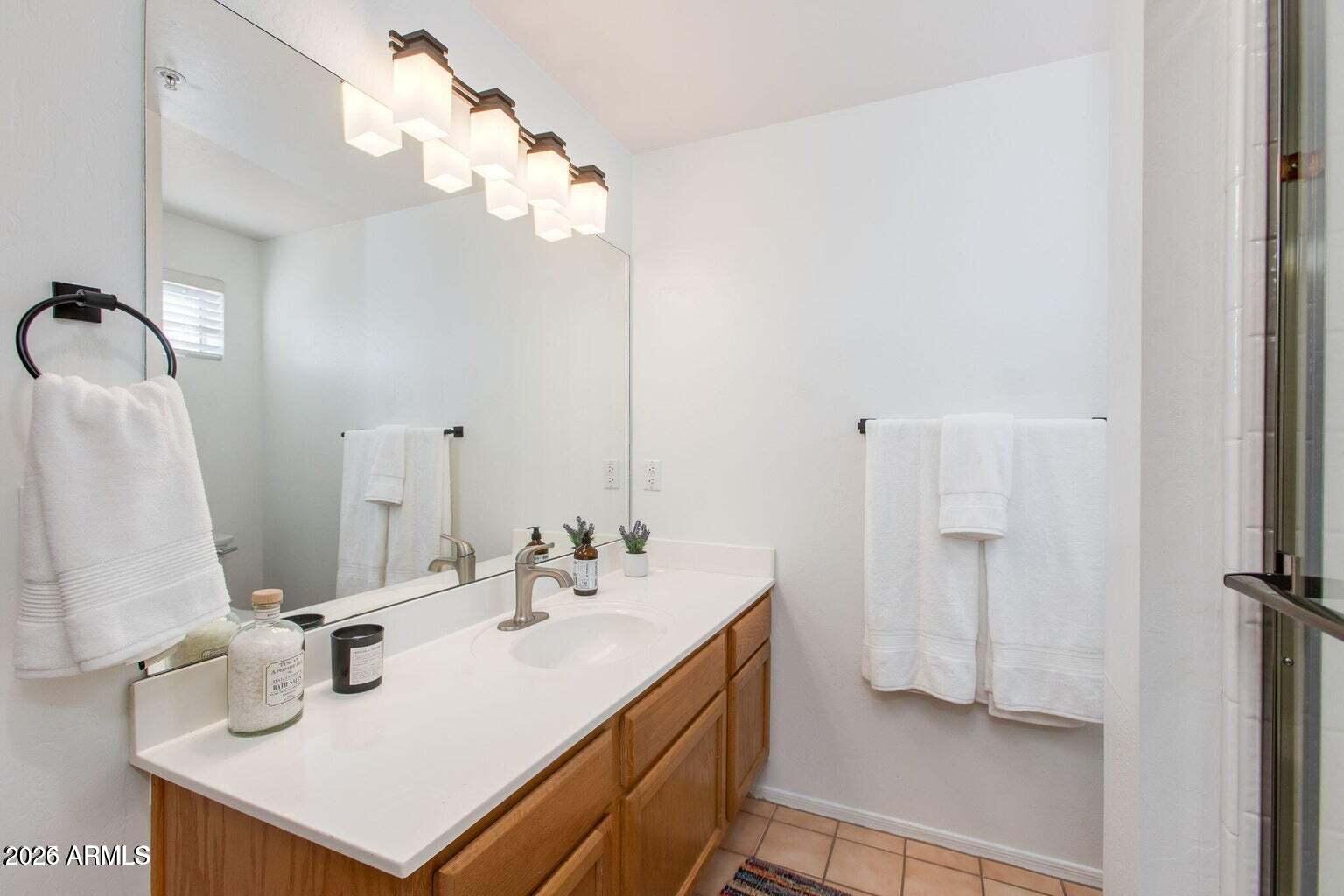 2647 N MILLER Road 12