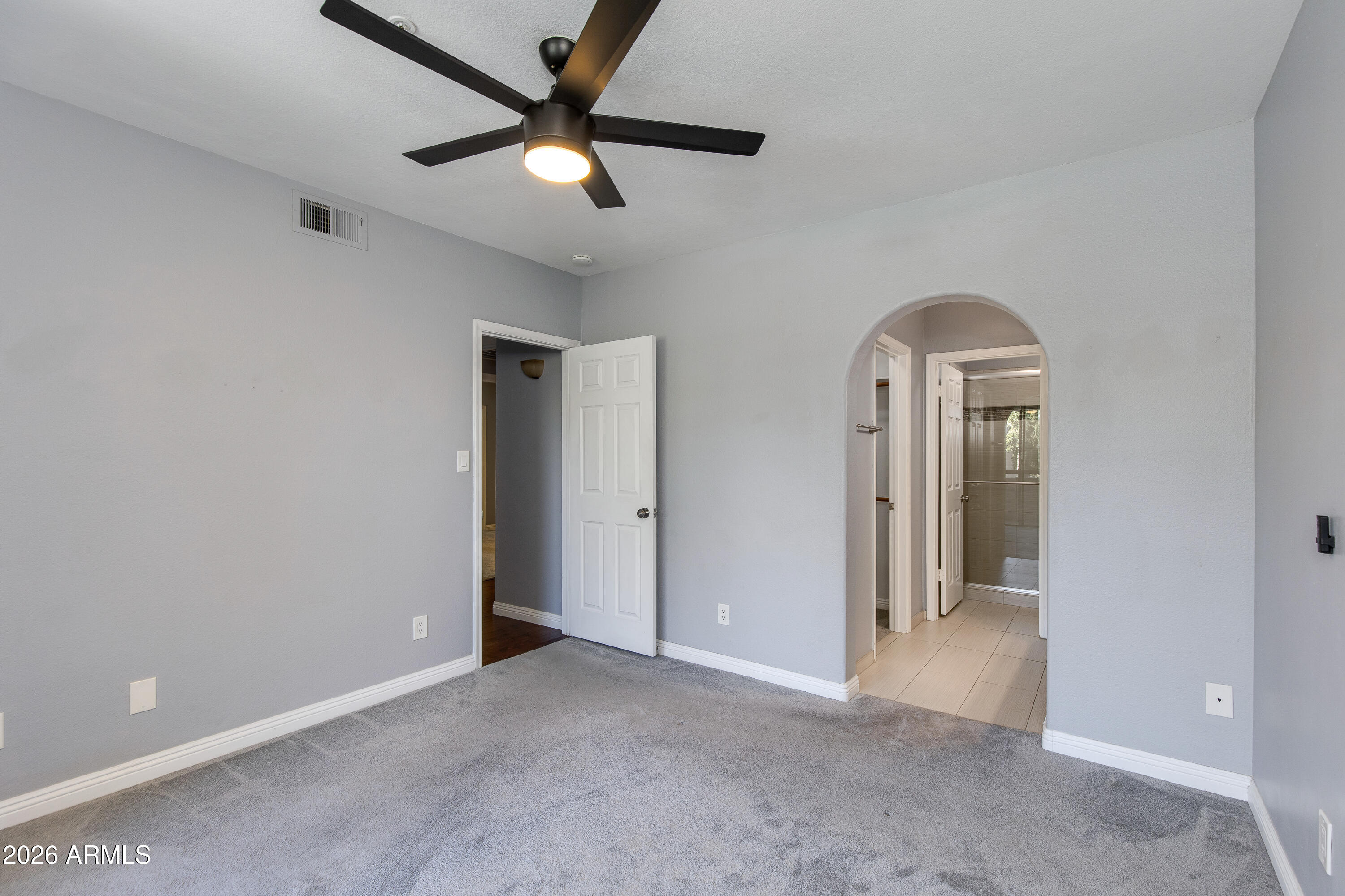 750 E NORTHERN Avenue 2030