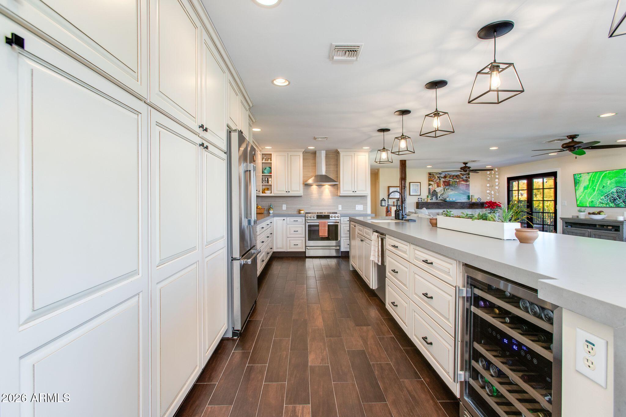 15952 E VENETIAN Lane