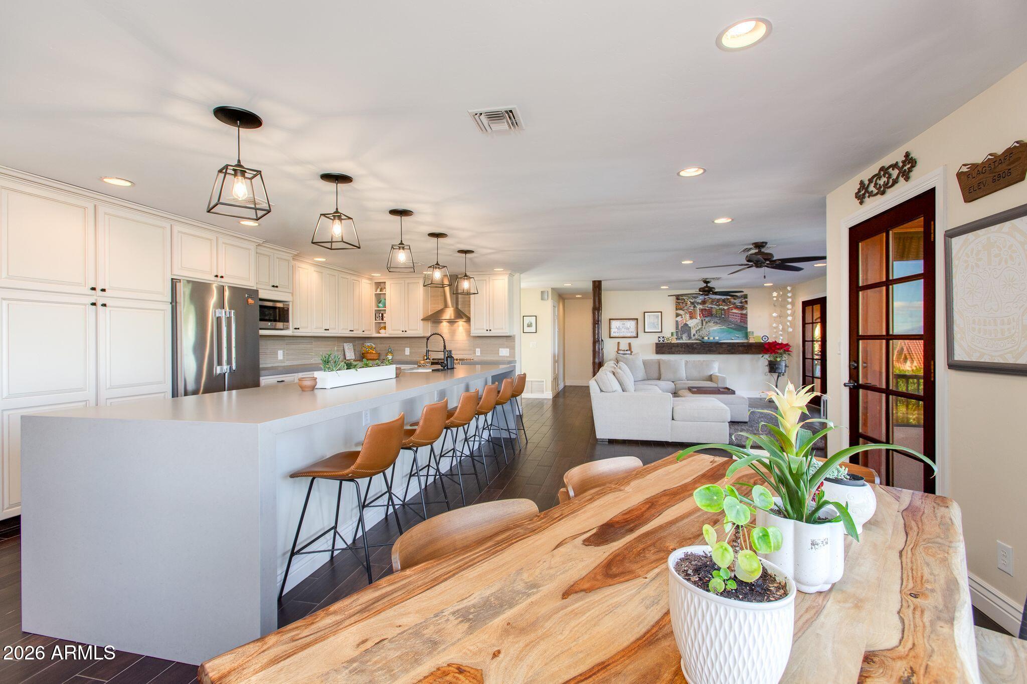 15952 E VENETIAN Lane