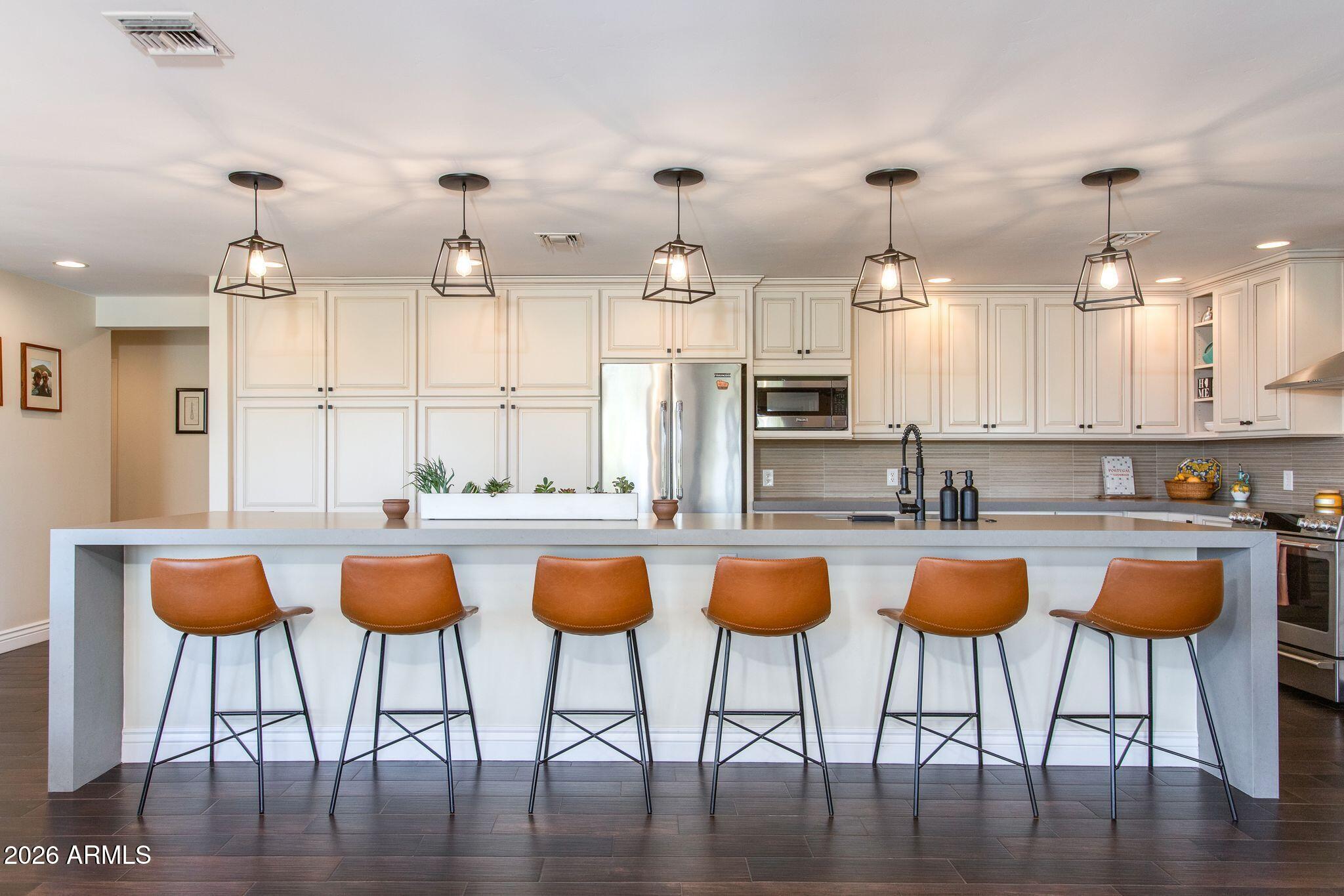 15952 E VENETIAN Lane