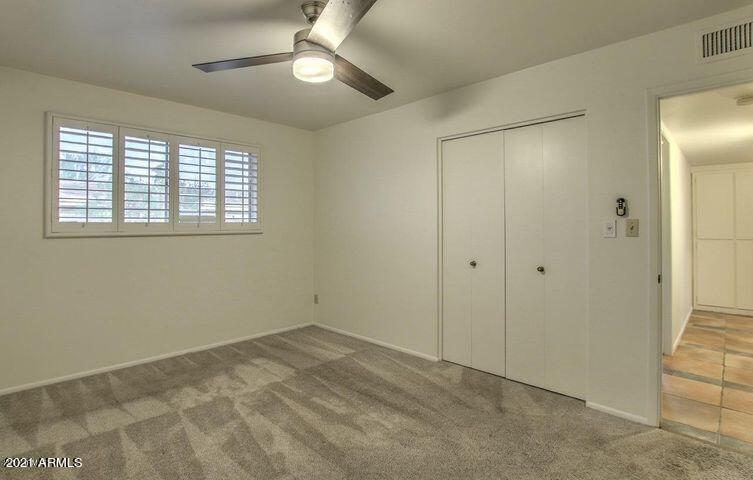 6129 E EDGEMONT Avenue