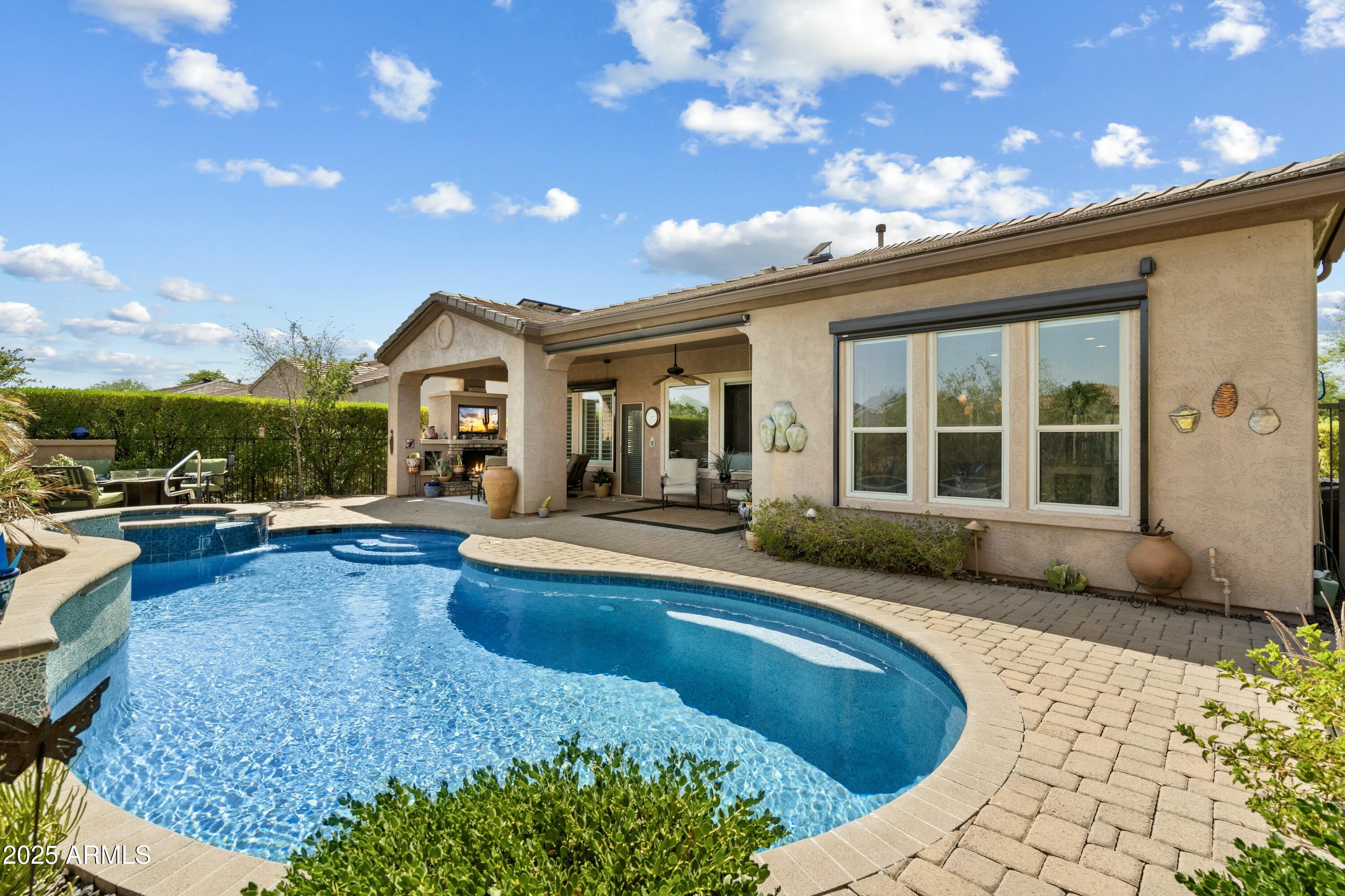 29989 N WHIPSAW Road