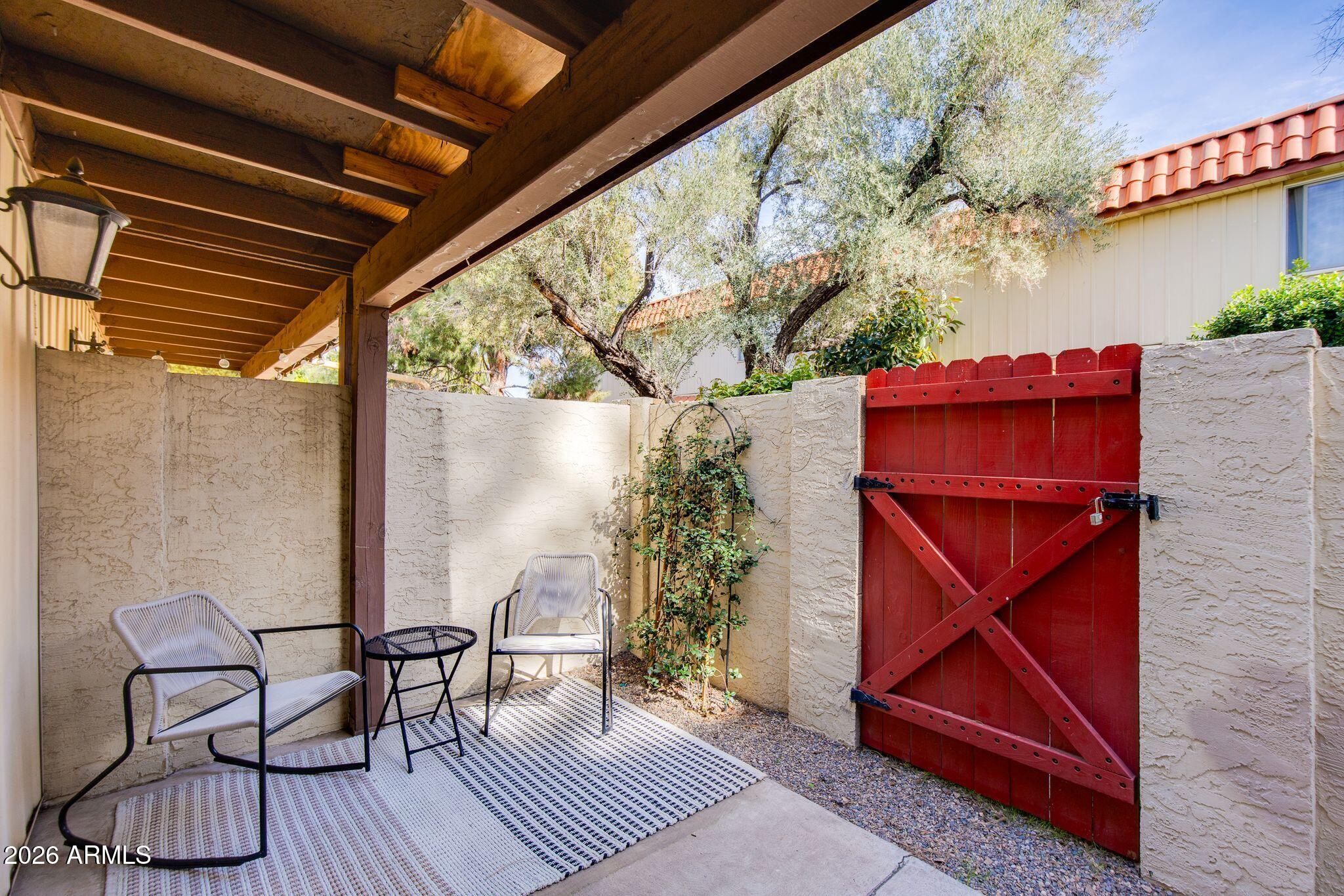 8241 N CENTRAL Avenue 23