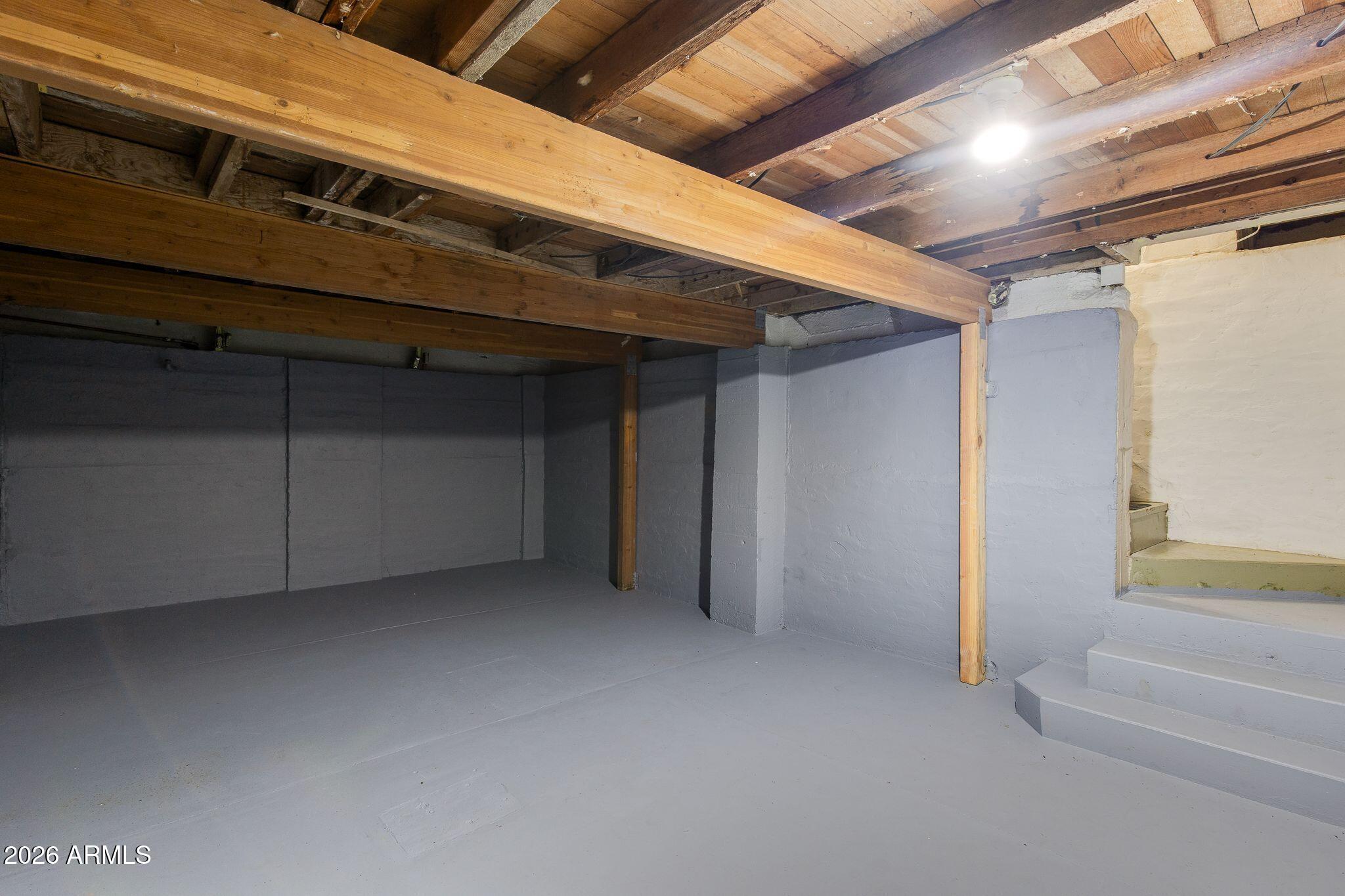 316 W ROESER Road