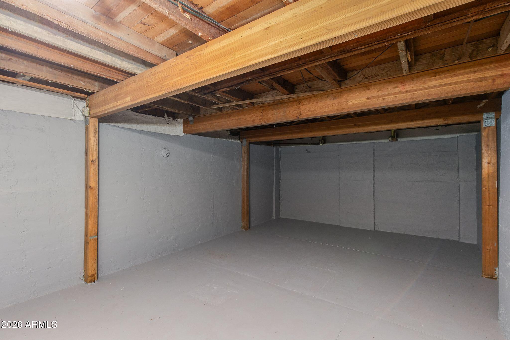 316 W ROESER Road