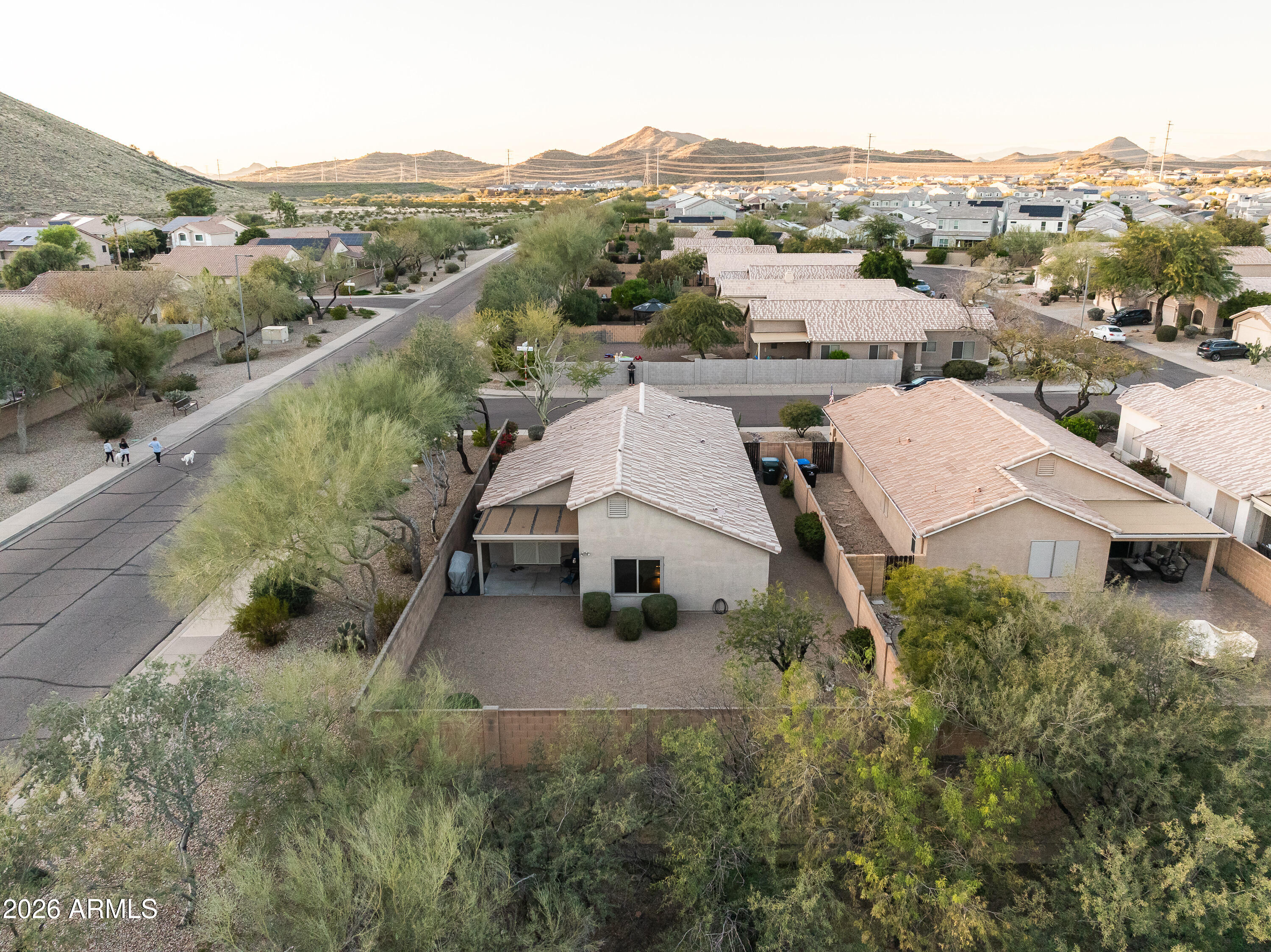 2135 E MARIPOSA GRANDE Street