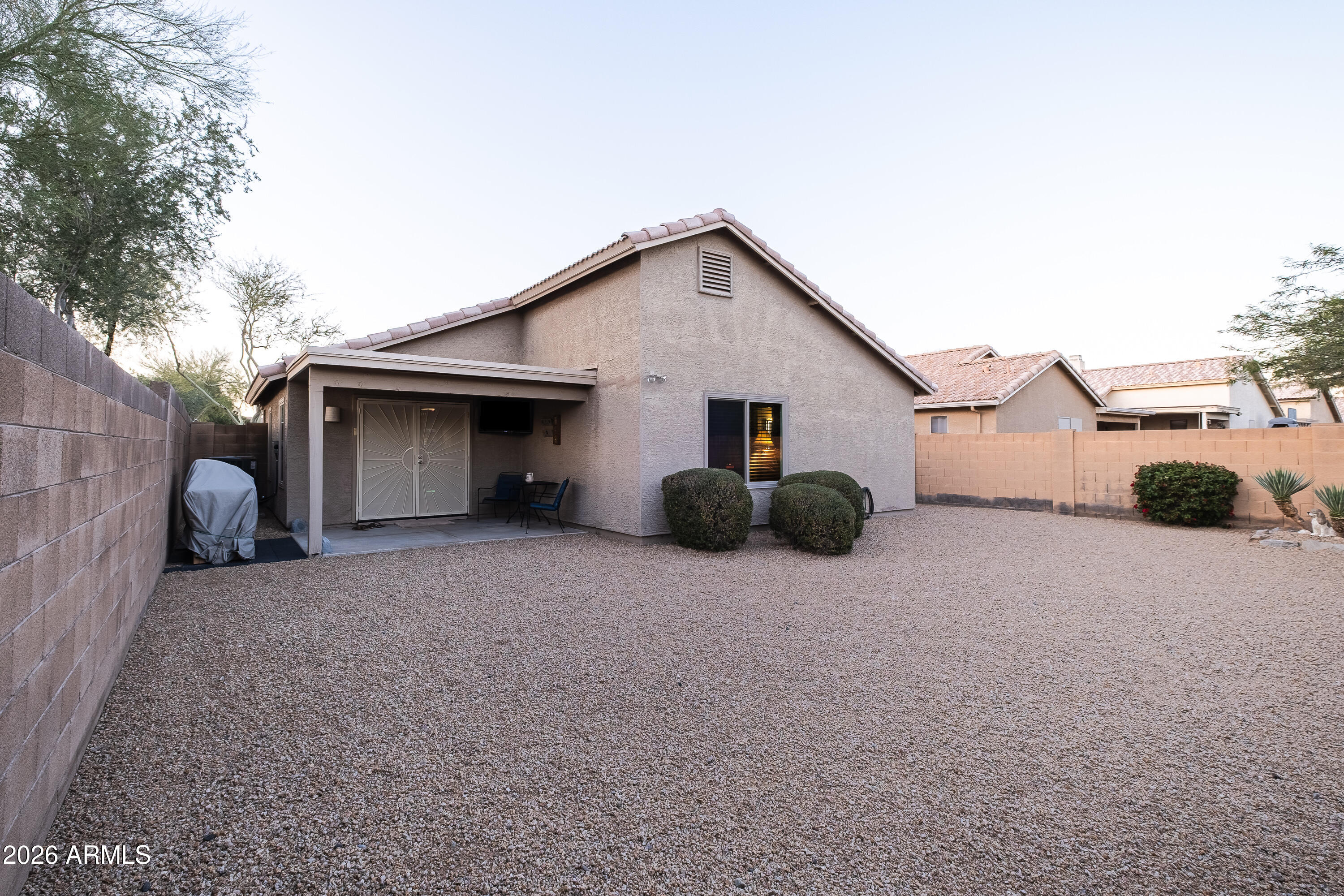 2135 E MARIPOSA GRANDE Street