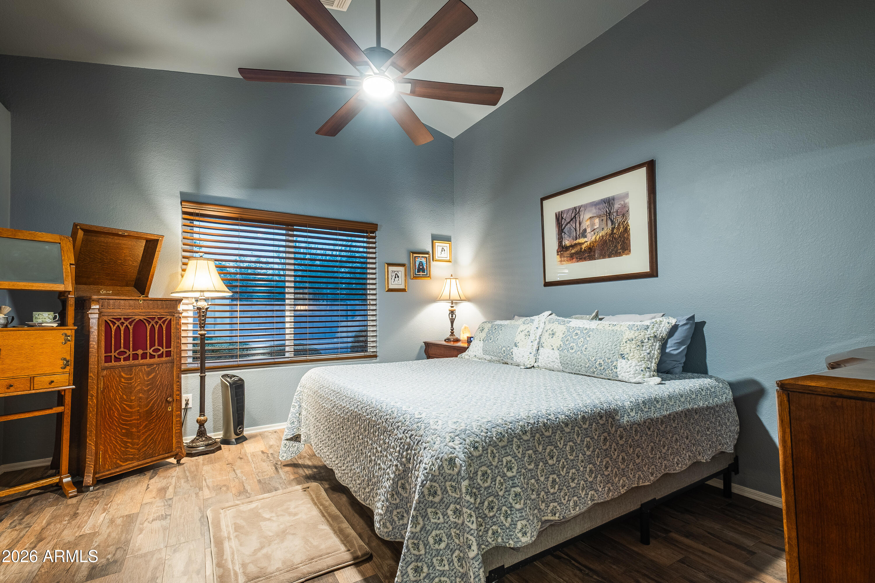 2135 E MARIPOSA GRANDE Street