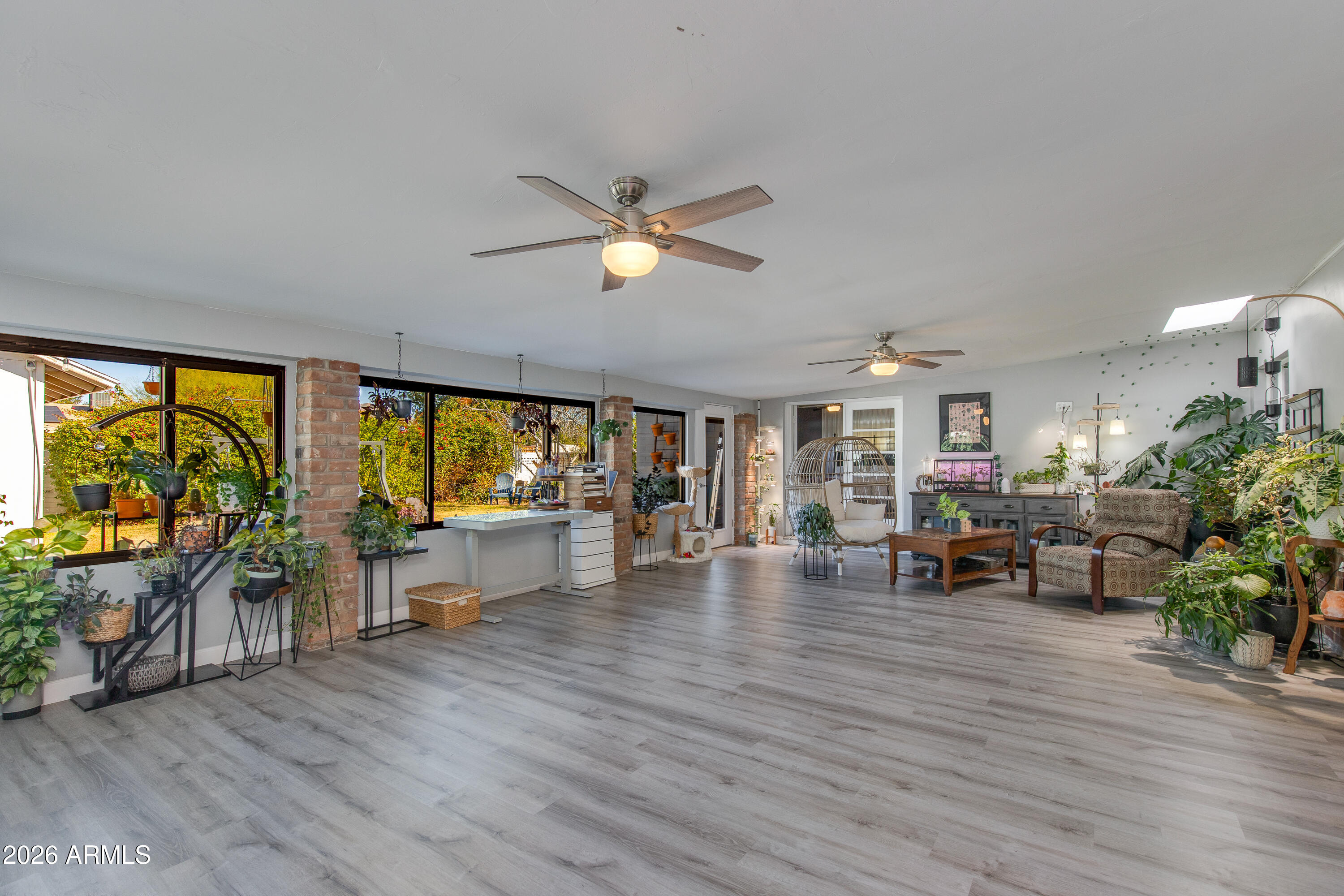 4214 E Palm Lane Lane