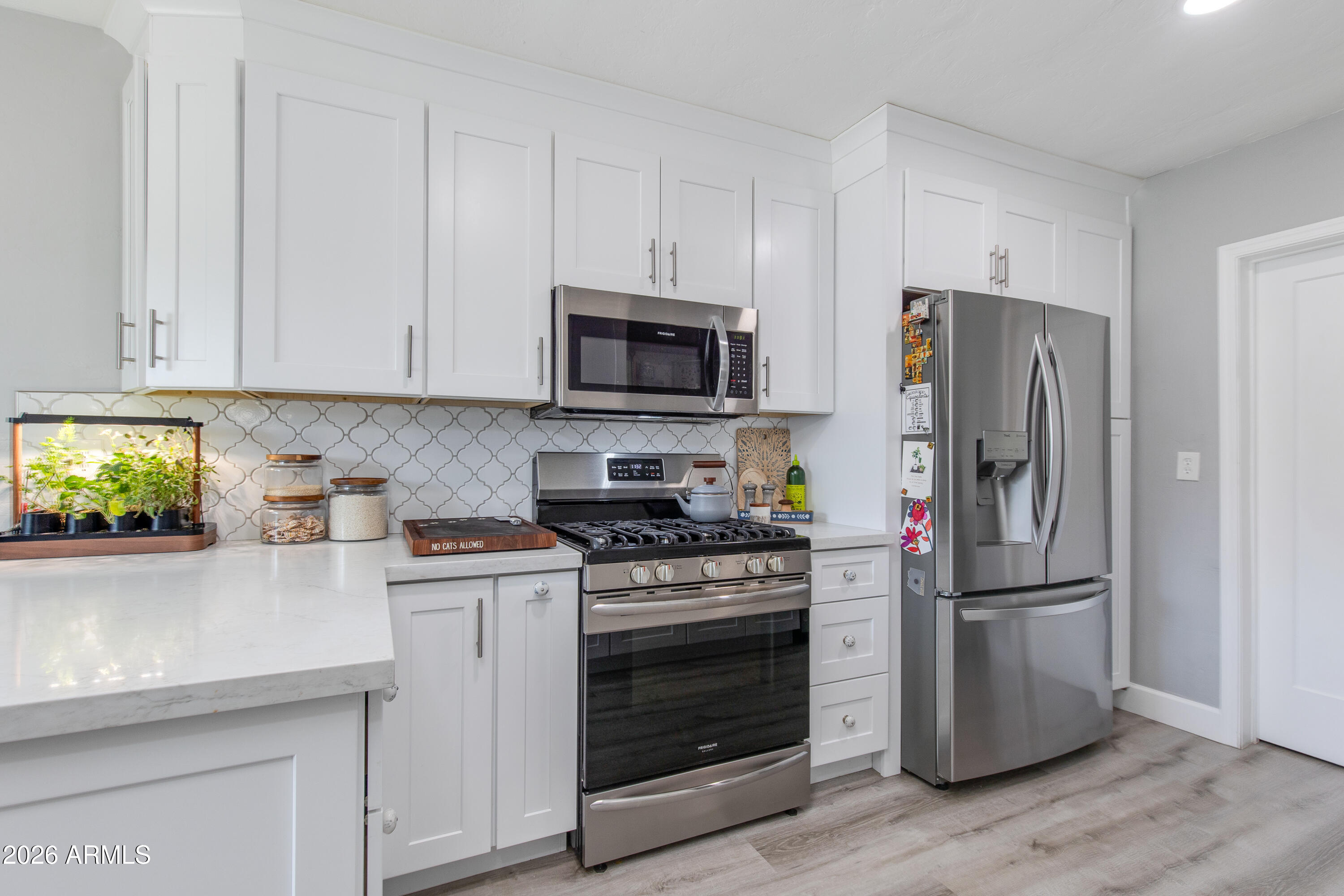 4214 E Palm Lane Lane