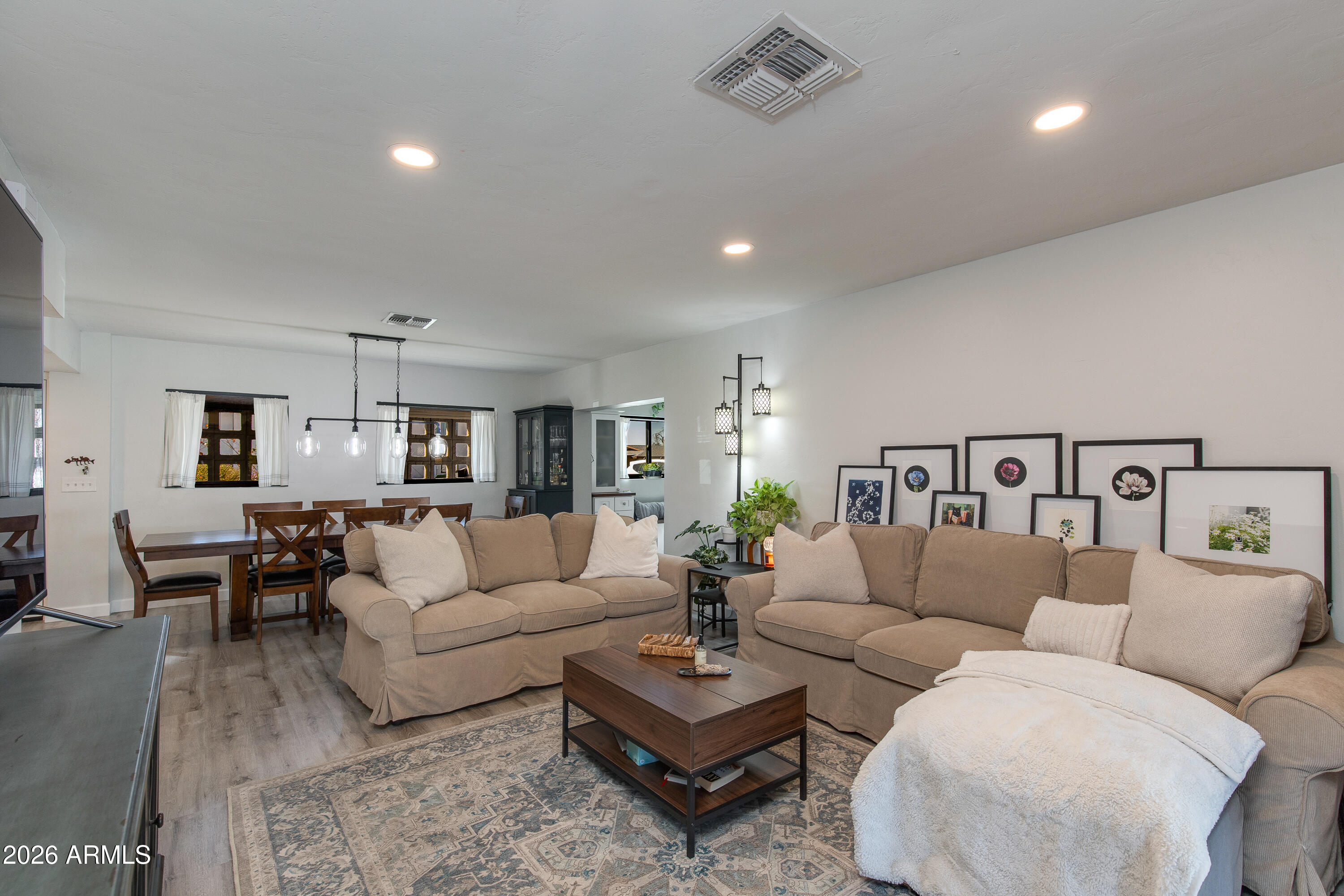 4214 E Palm Lane Lane