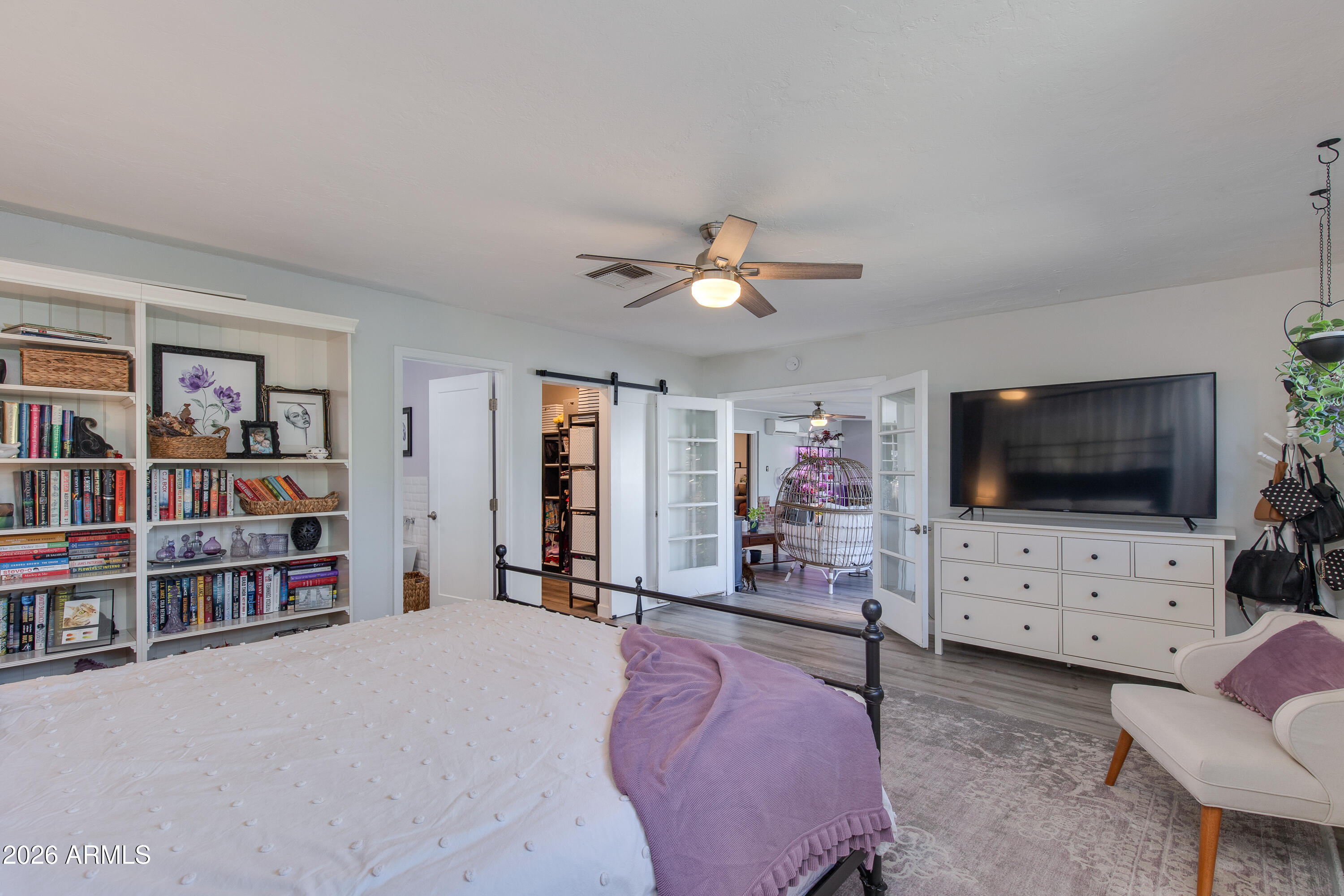 4214 E Palm Lane Lane