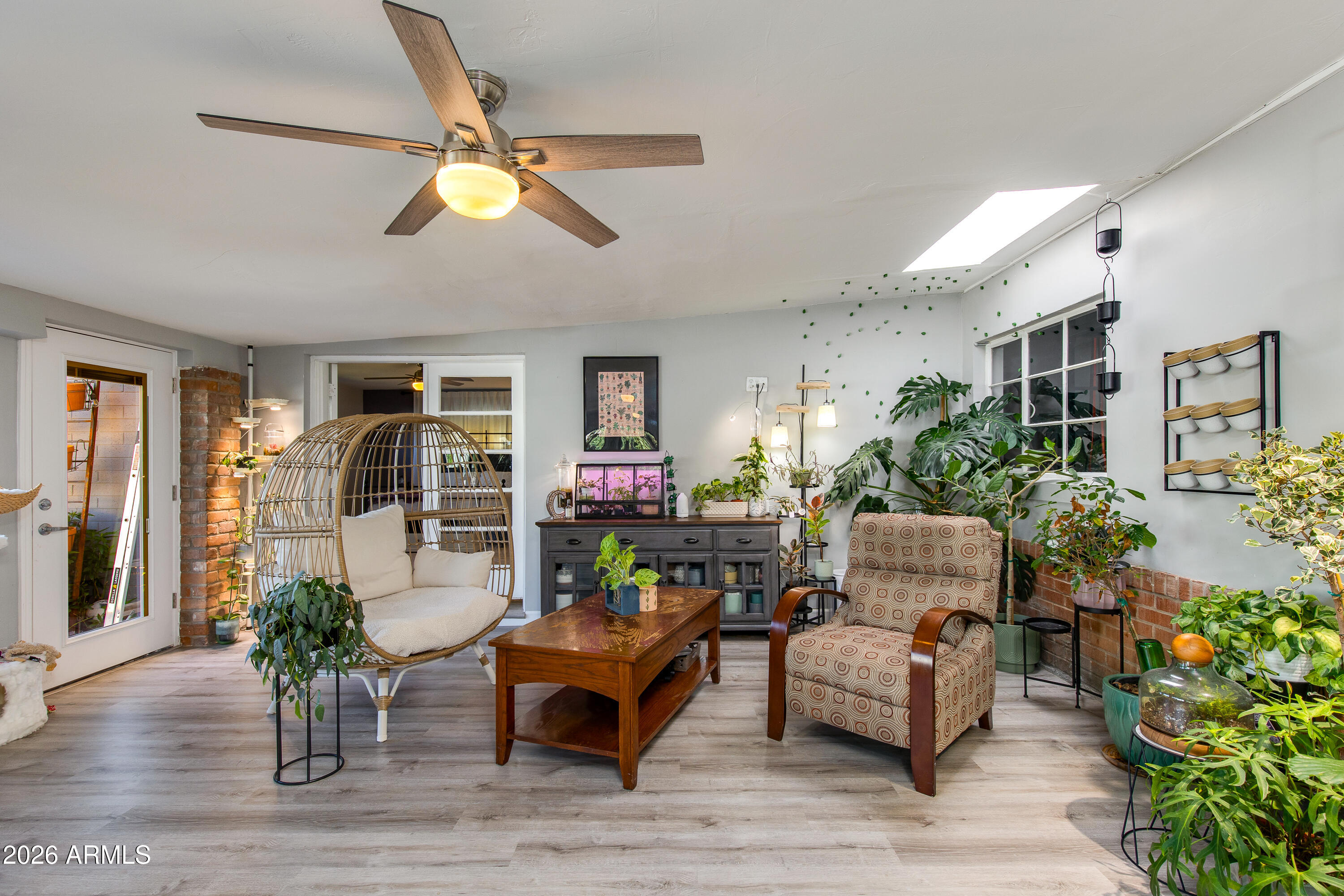 4214 E Palm Lane Lane