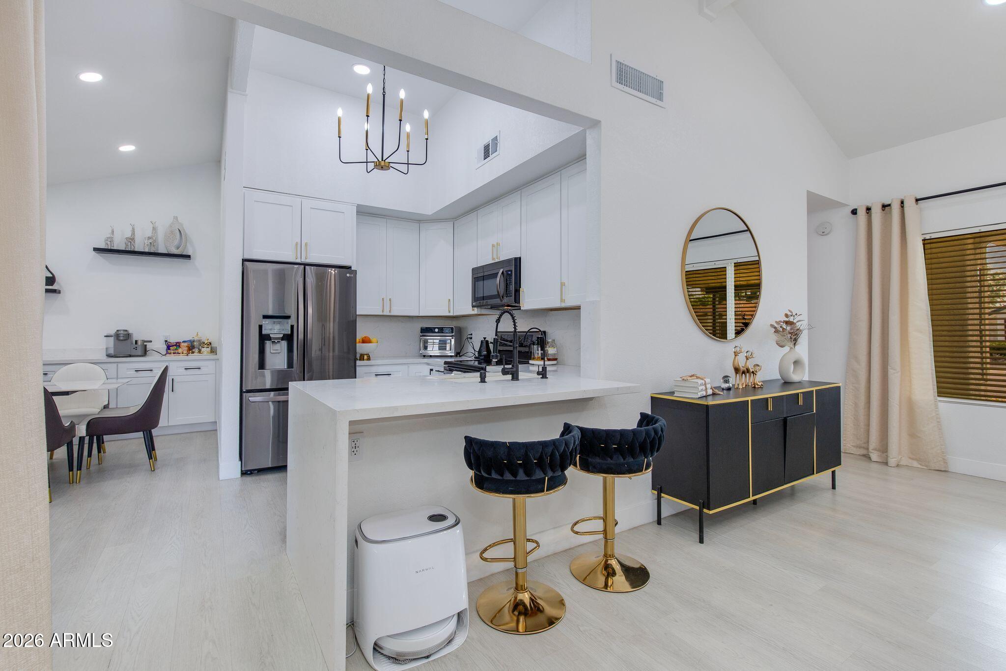 5216 W VOLTAIRE Drive