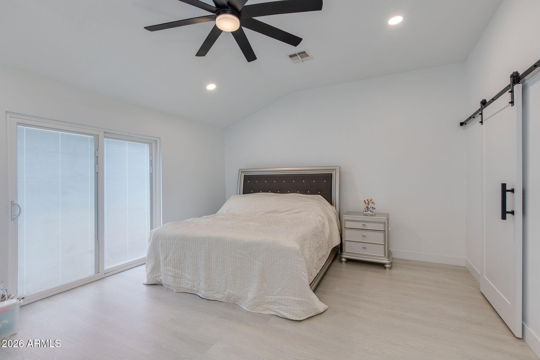 5216 W VOLTAIRE Drive