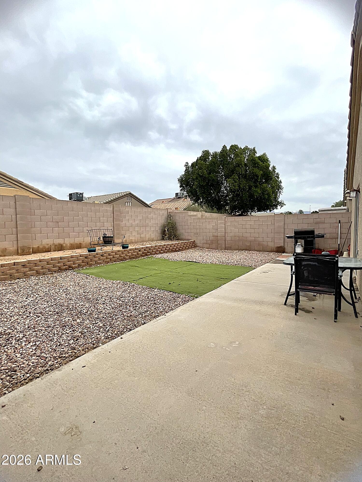 10922 E CAROL Avenue