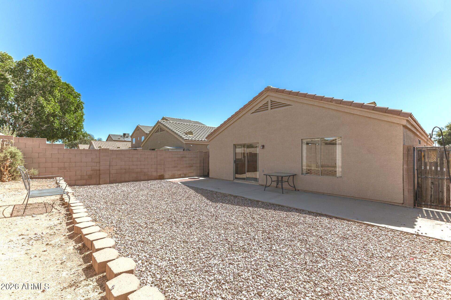 10922 E CAROL Avenue